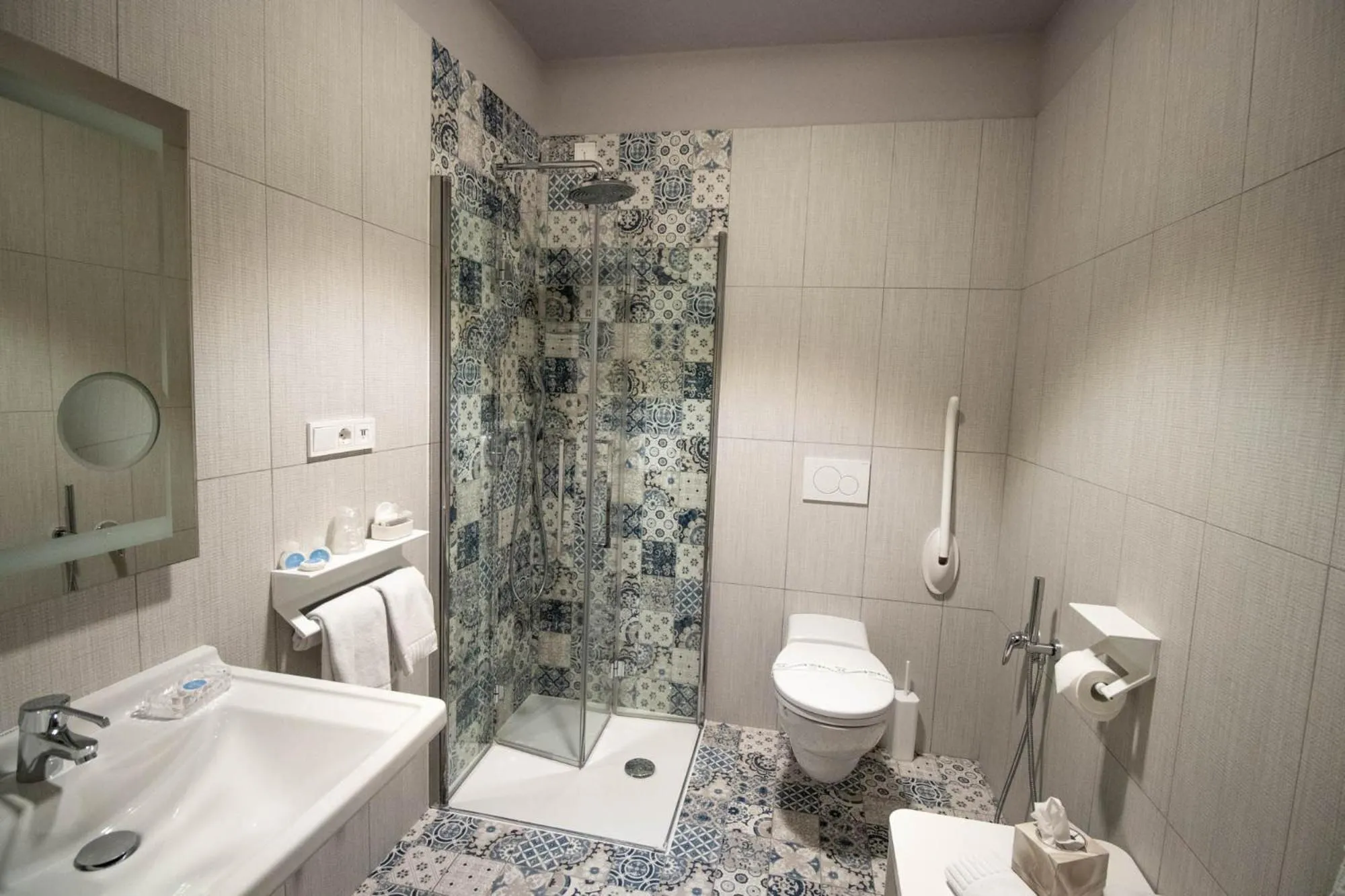 Bathroom in Parc Hotel Flora S