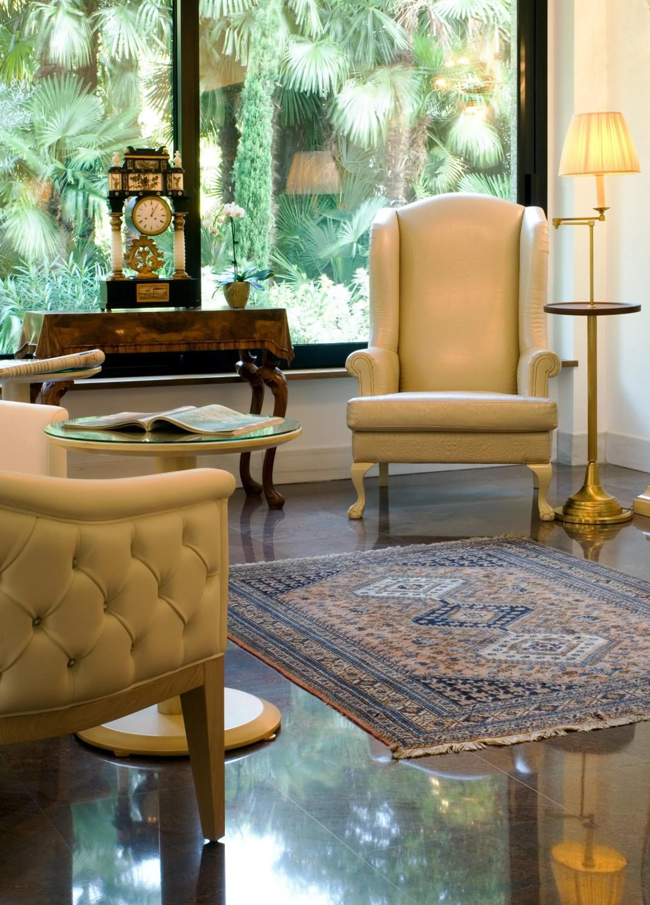 Library in Parc Hotel Flora S