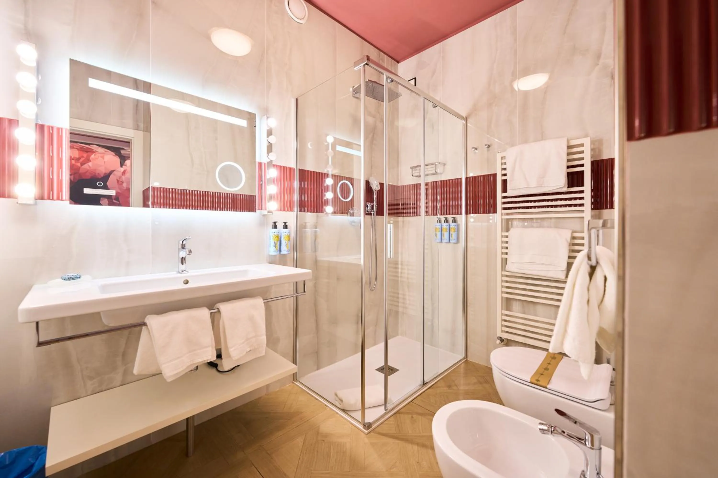 Bathroom in Parc Hotel Flora S