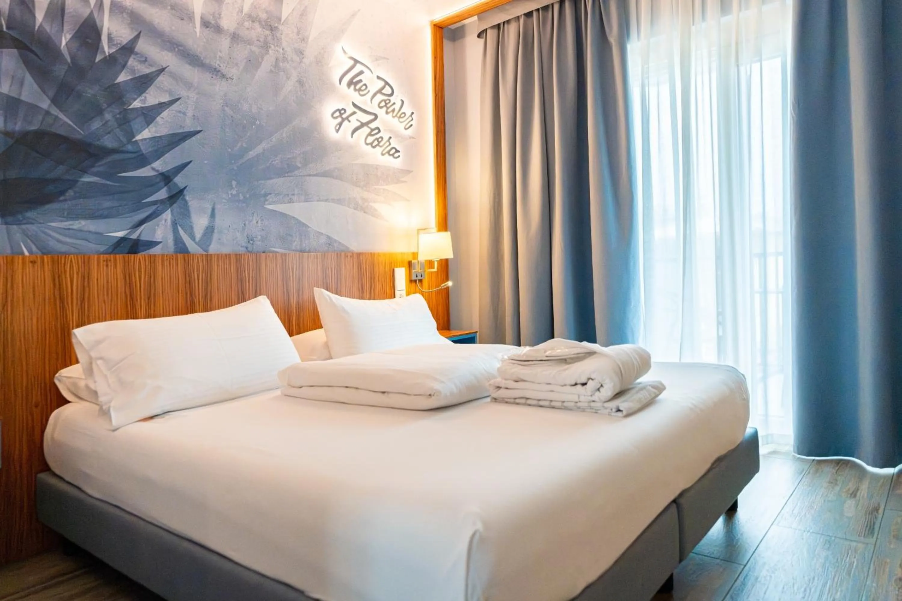 Bedroom, Bed in Parc Hotel Flora S