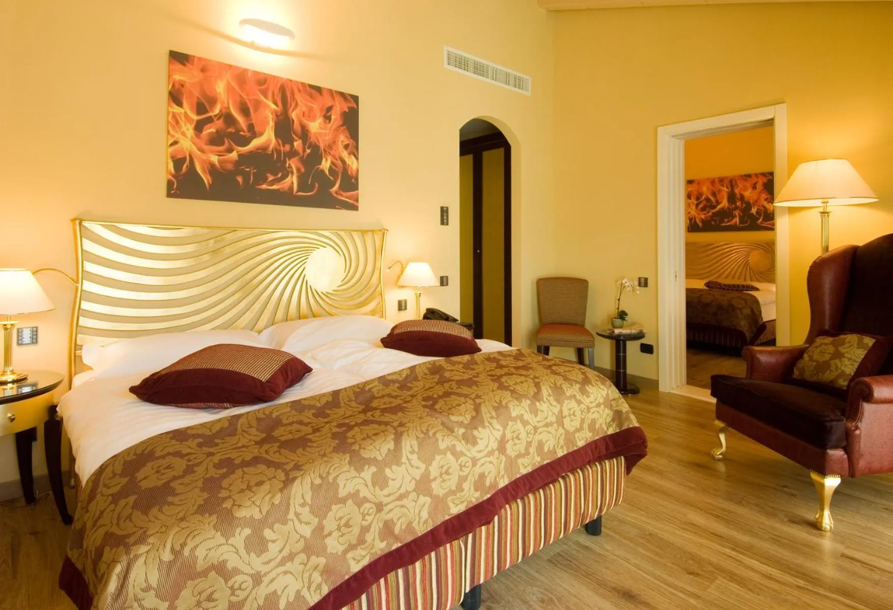 Photo of the whole room, Bed in Parc Hotel Flora S