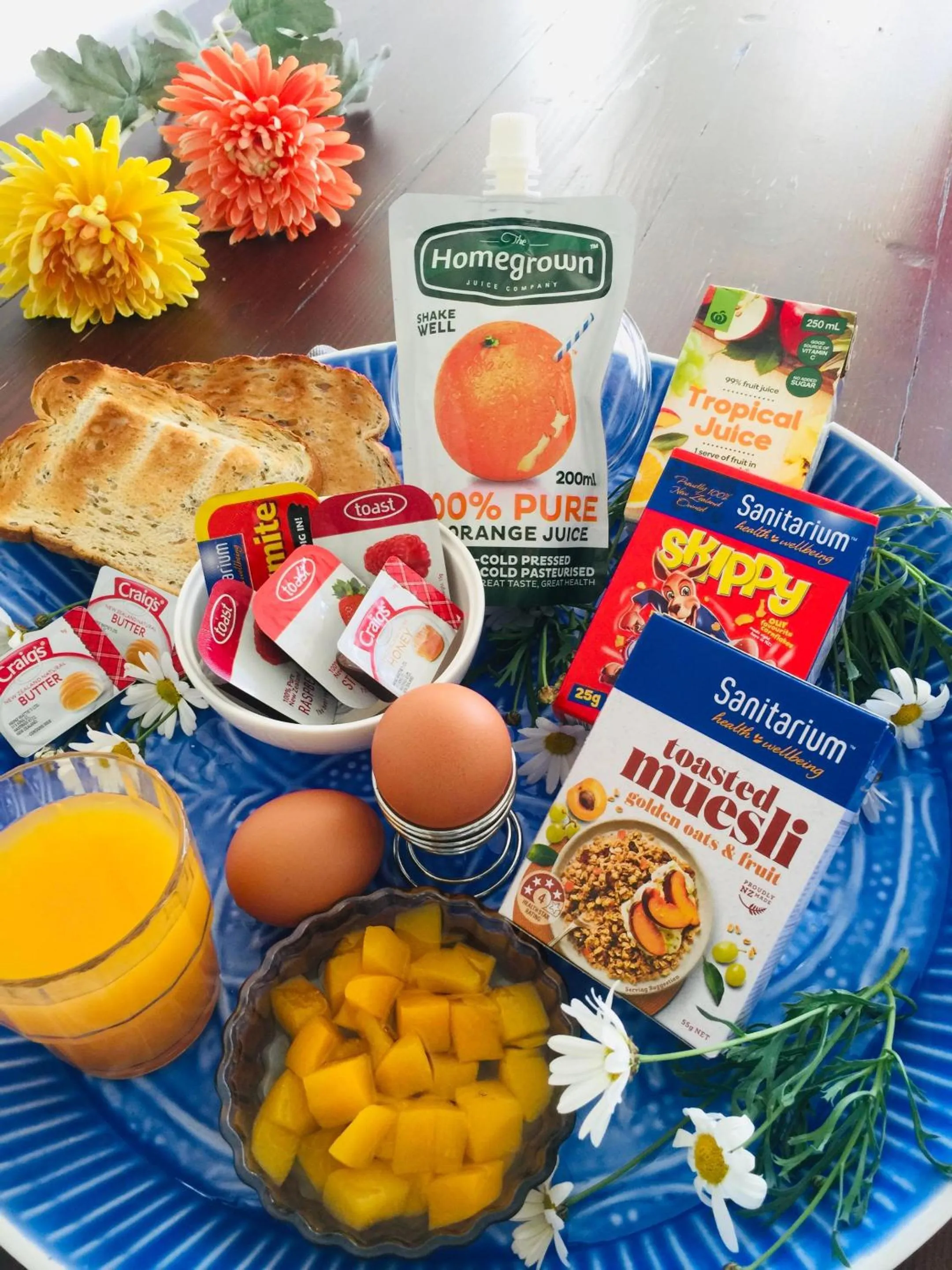 Breakfast in Coastal Ridge Apartments