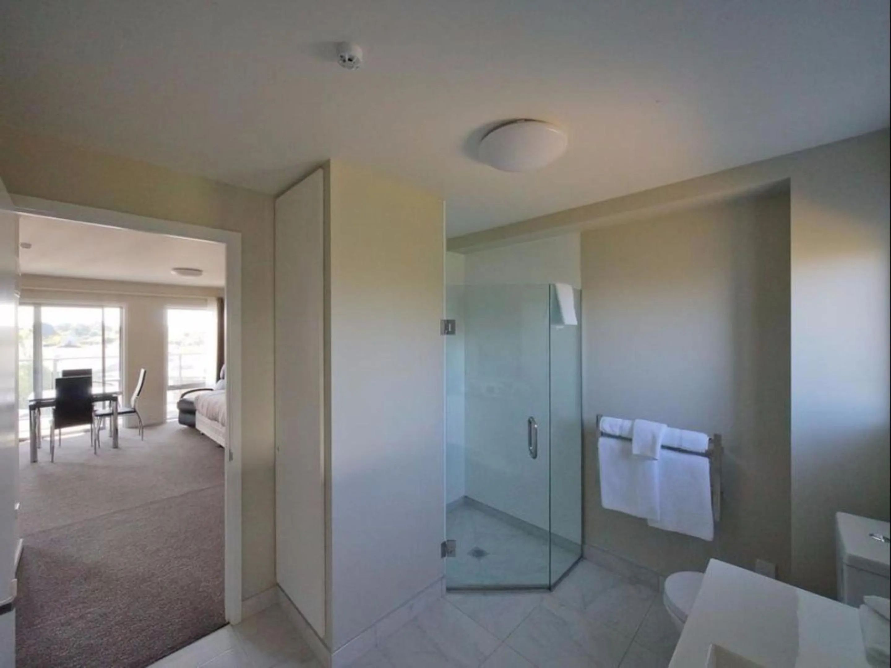 Shower in Coastal Ridge Apartments