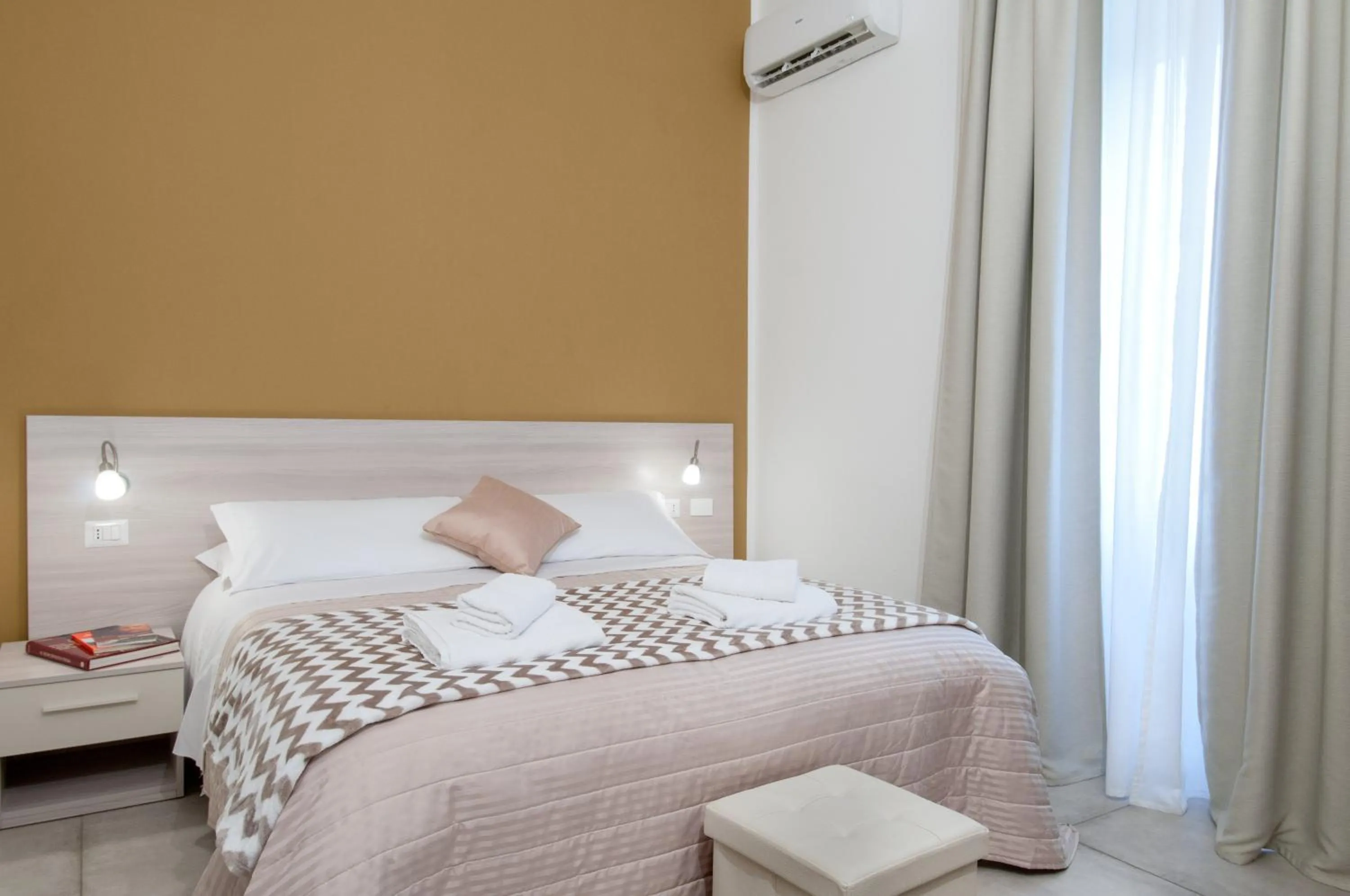 Photo of the whole room in Angioy 18