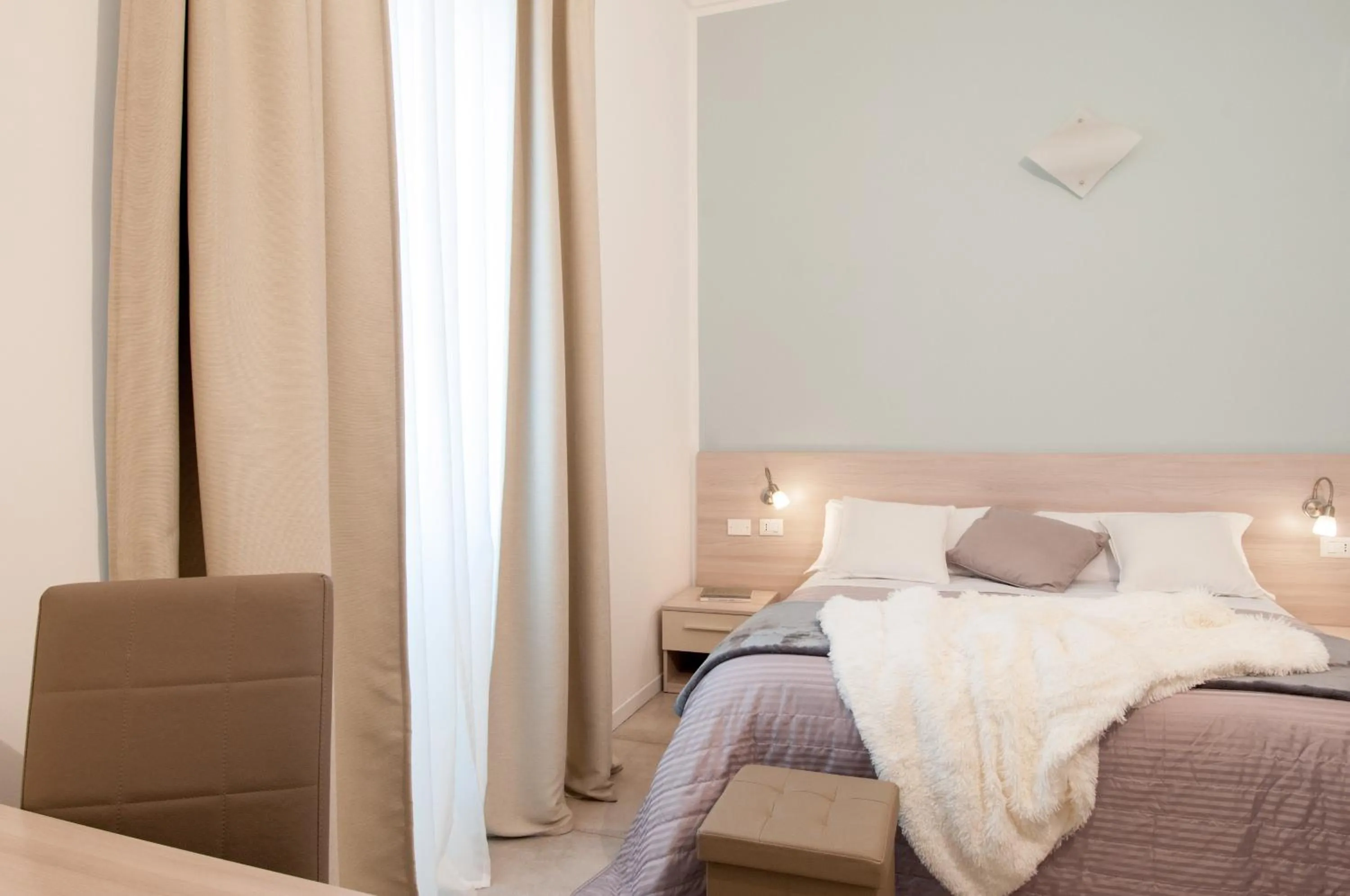 Photo of the whole room in Angioy 18