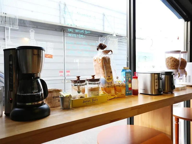 Breakfast in James Blue Hostel