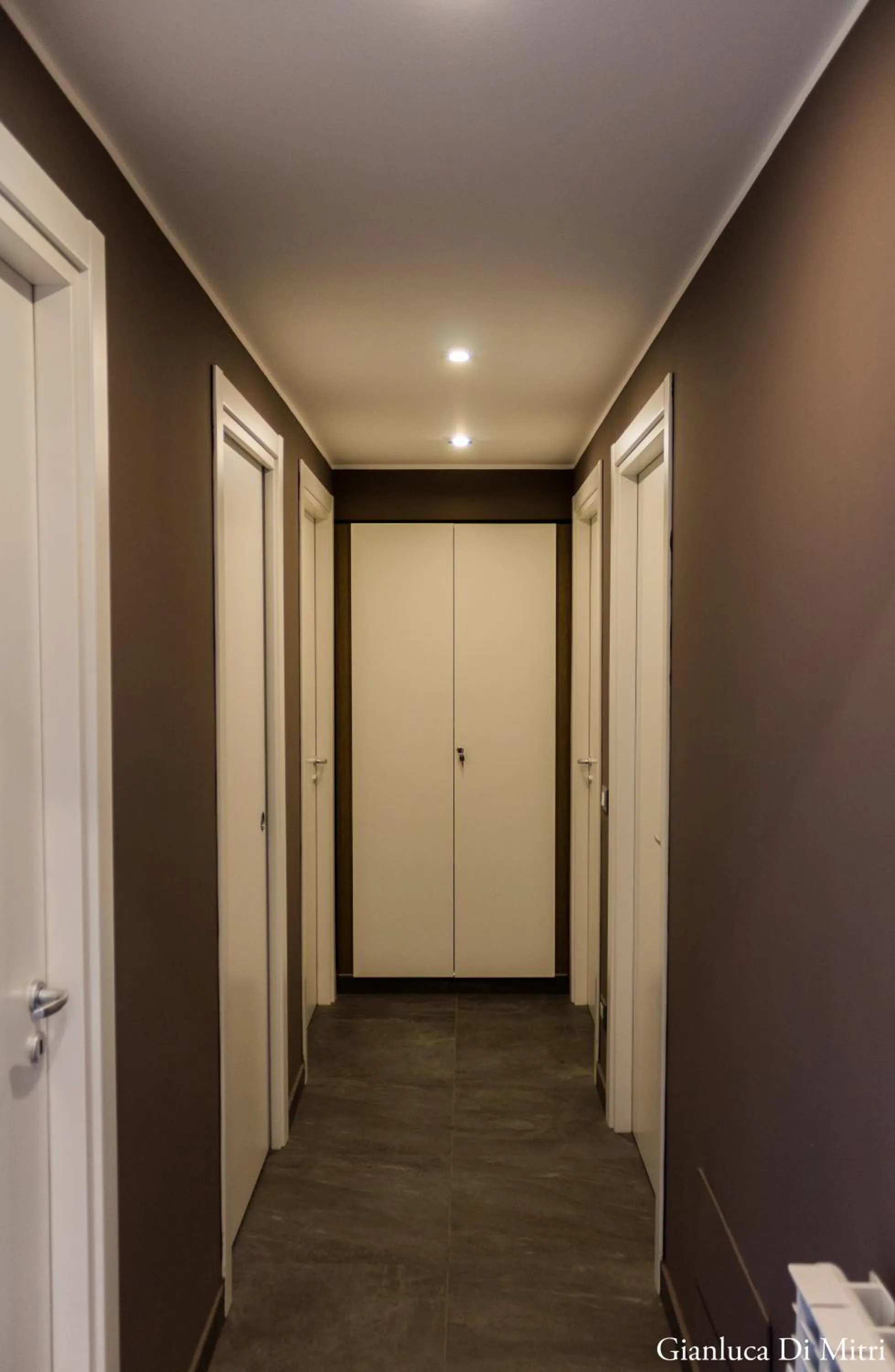 Communal lounge/ TV room in Mongibello Palace B&B