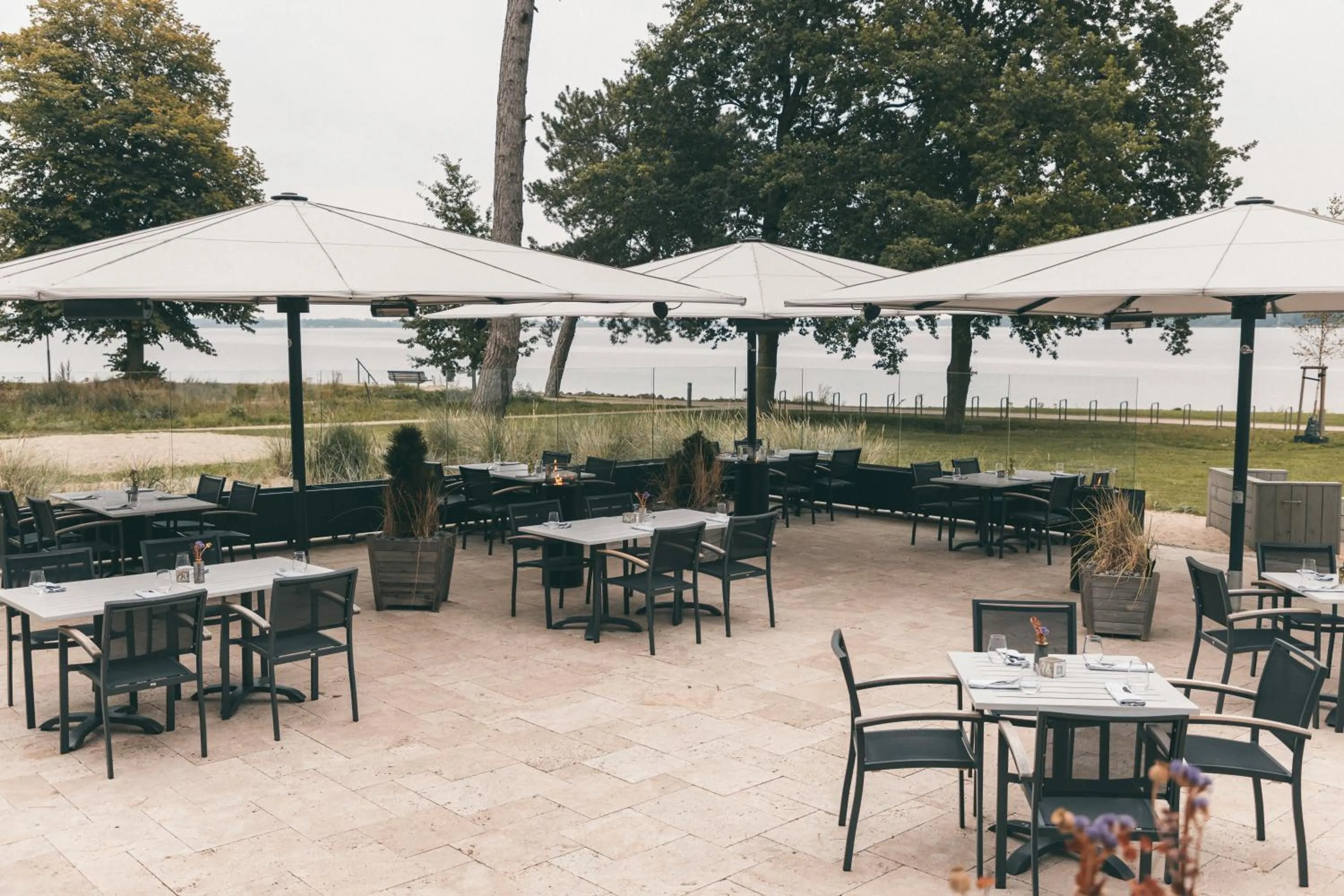 Restaurant/places to eat in Hotel Strandleben