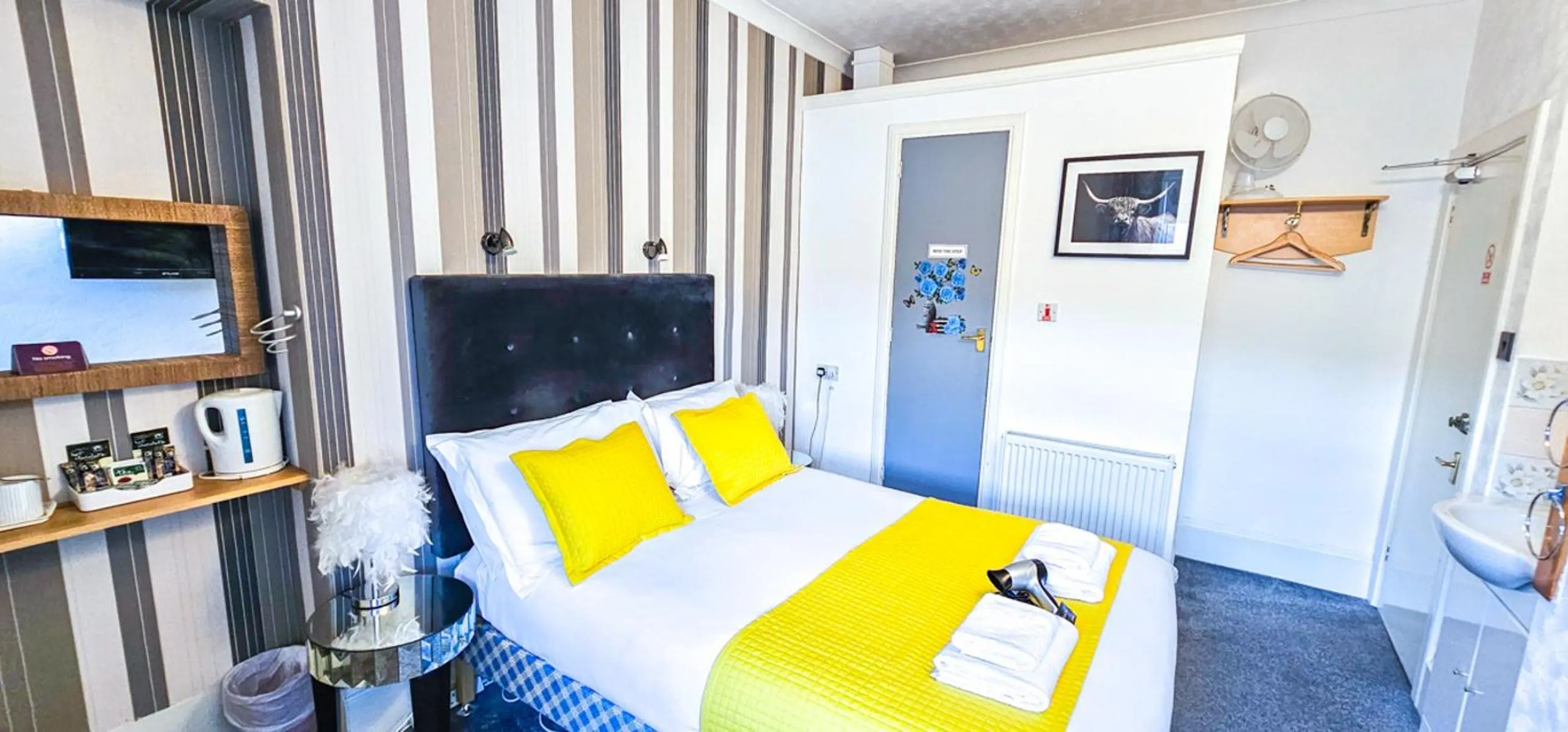 Bedroom, Bed in mySTAYINN Kinloch Lodge