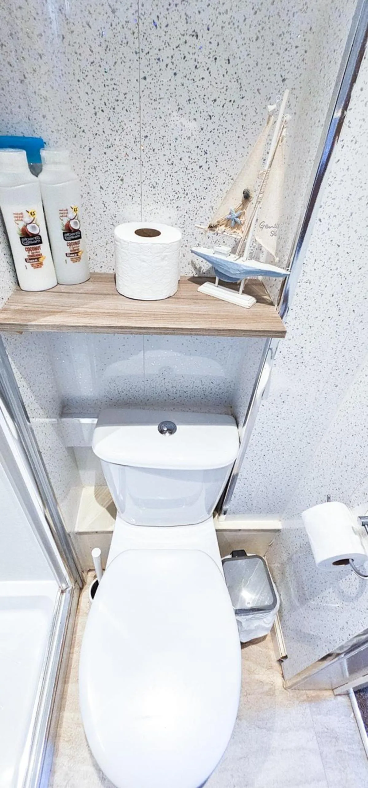 Bathroom in mySTAYINN Kinloch Lodge