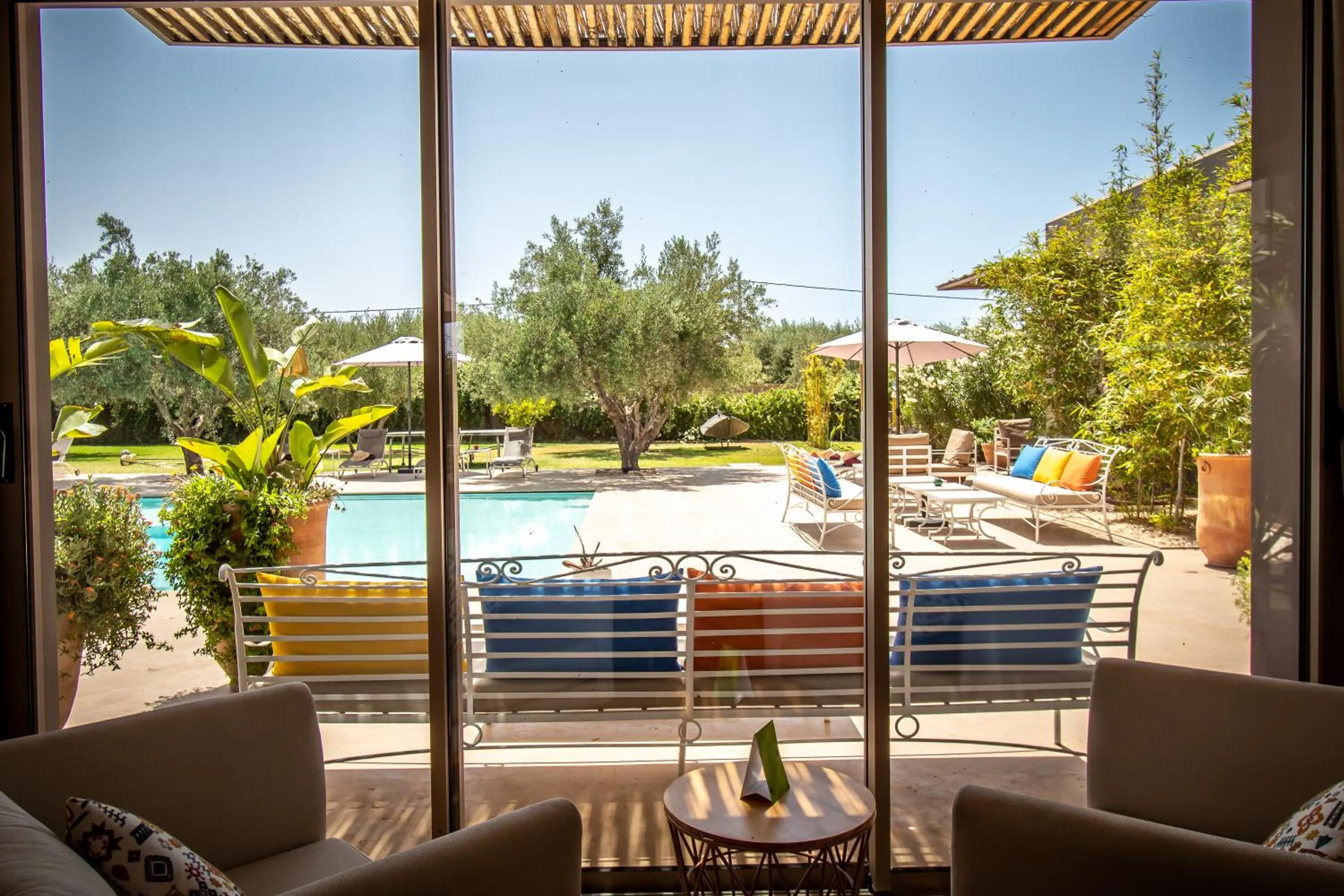 Restaurant/places to eat in Villa Jardins D'Isa