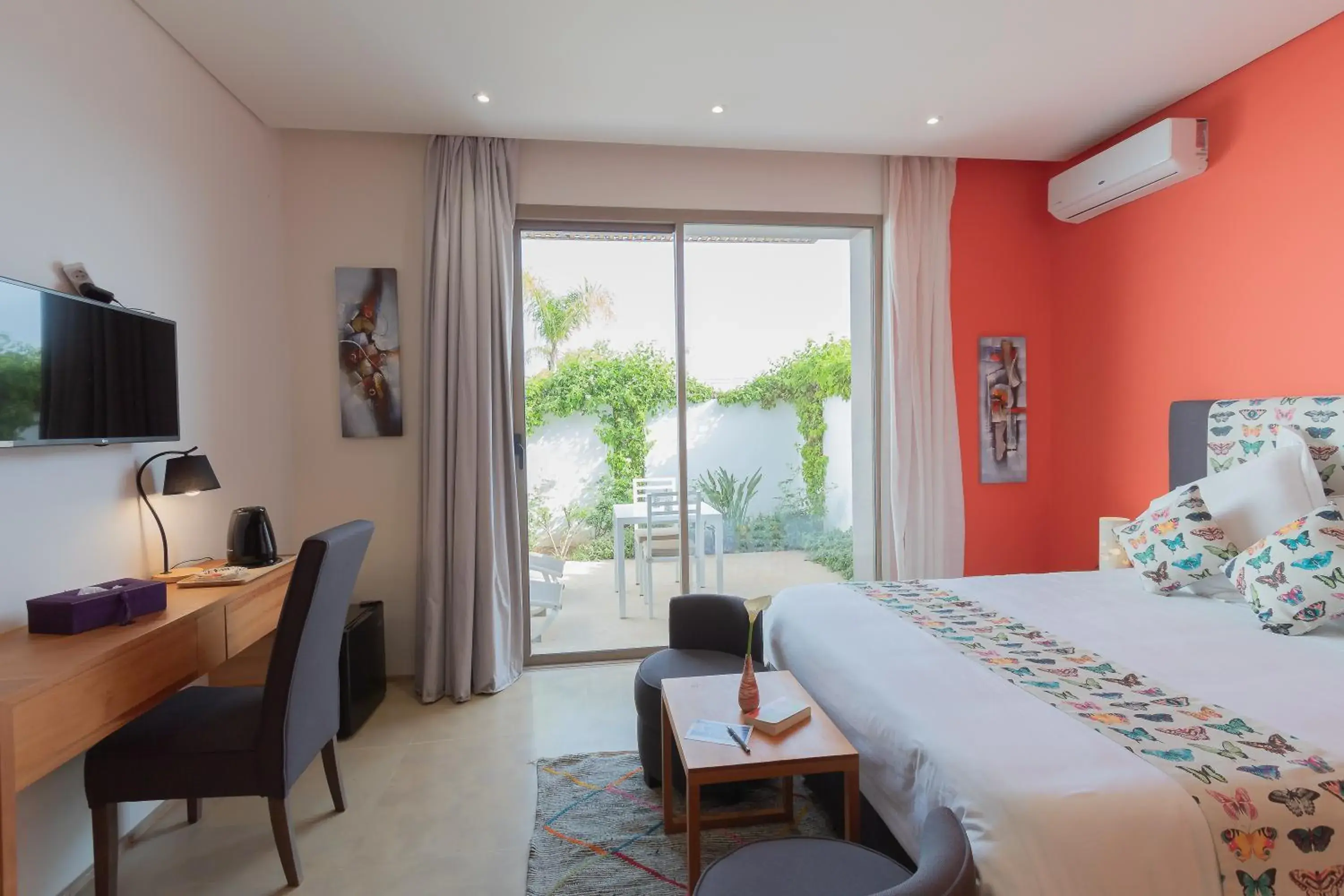 Small Double Room in Villa Jardins D'Isa Small Double Room in Villa Jardins D'Isa