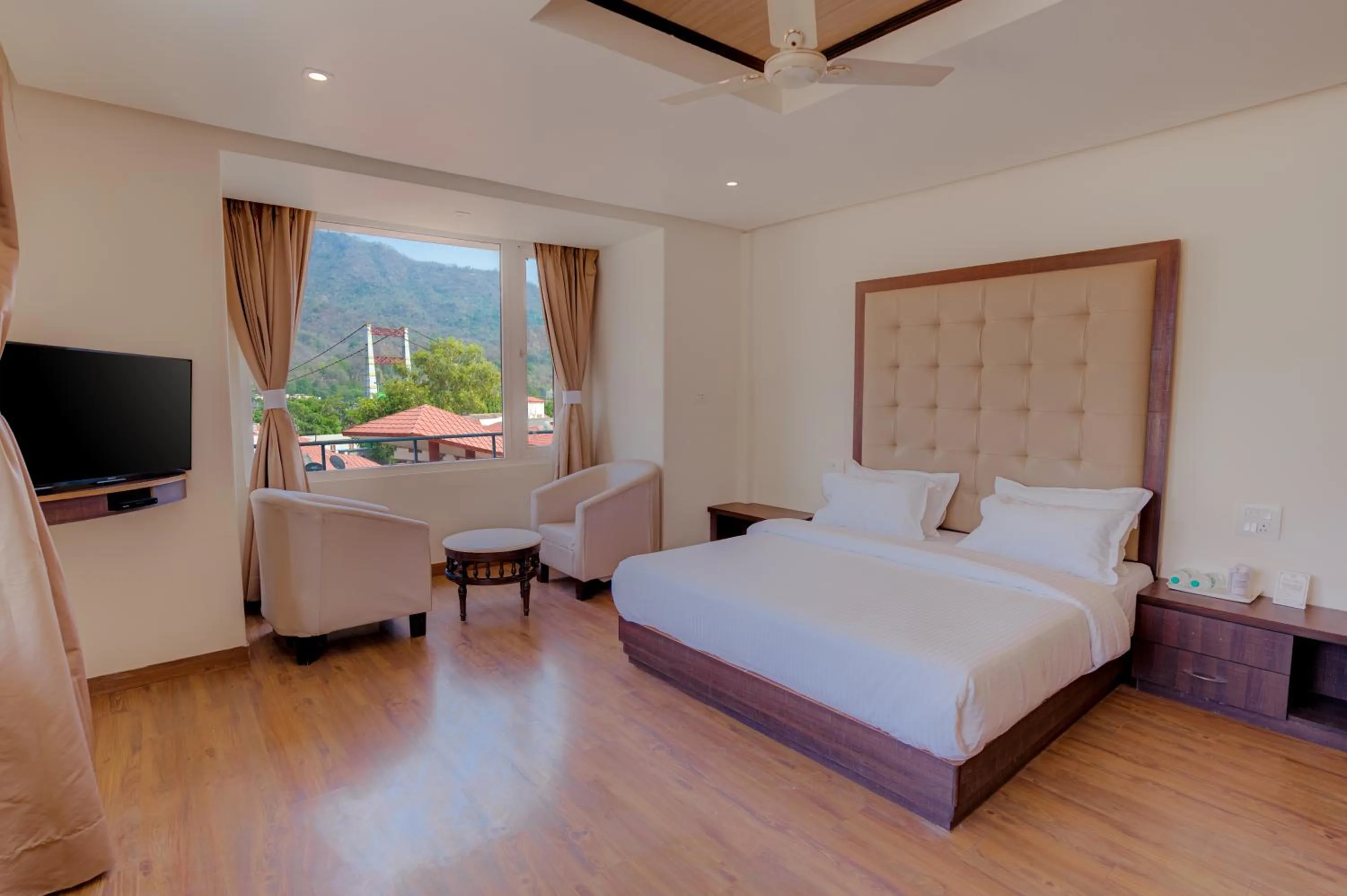 Bed in Hotel Vasundhara Palace