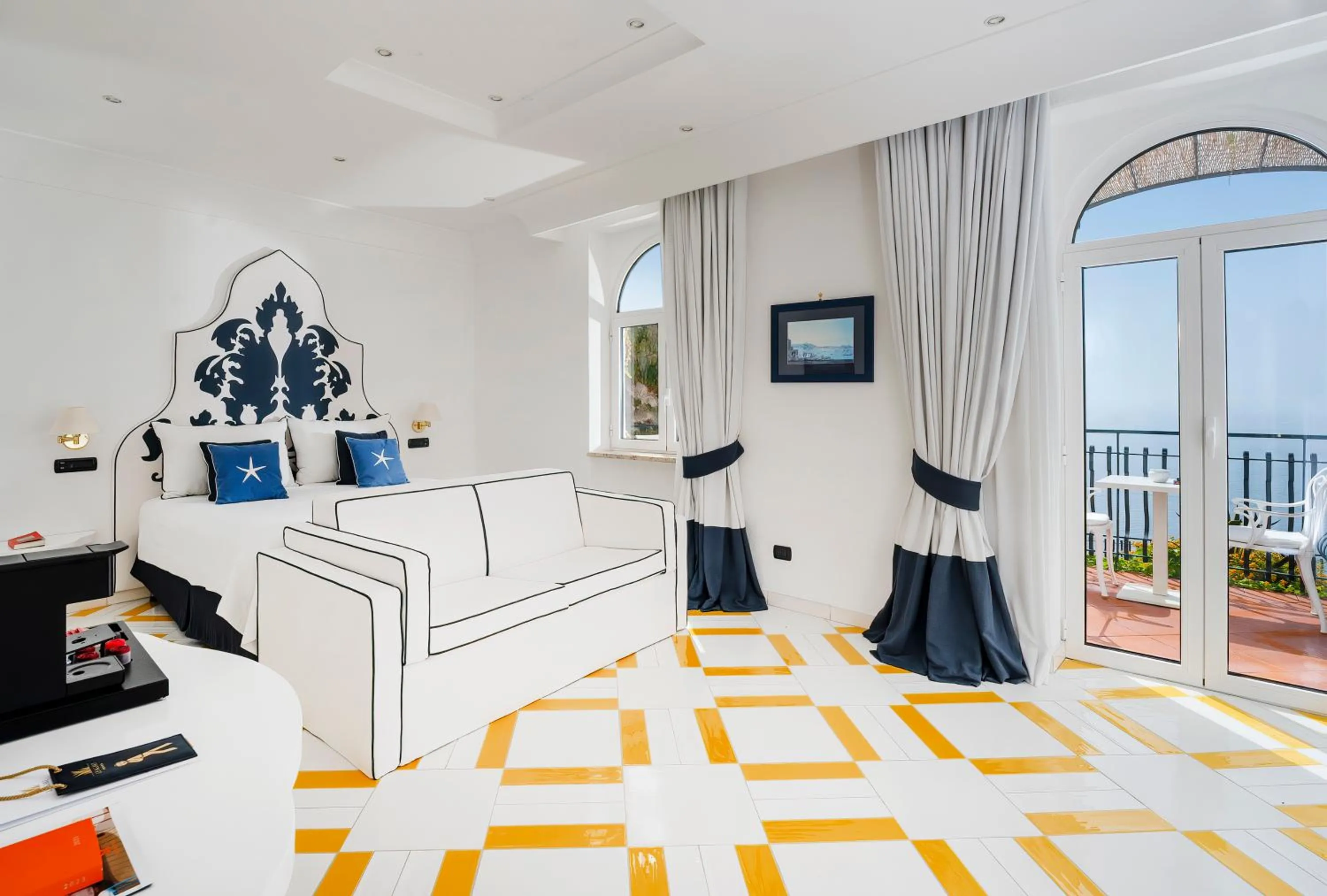 Bed in Hotel Le Agavi