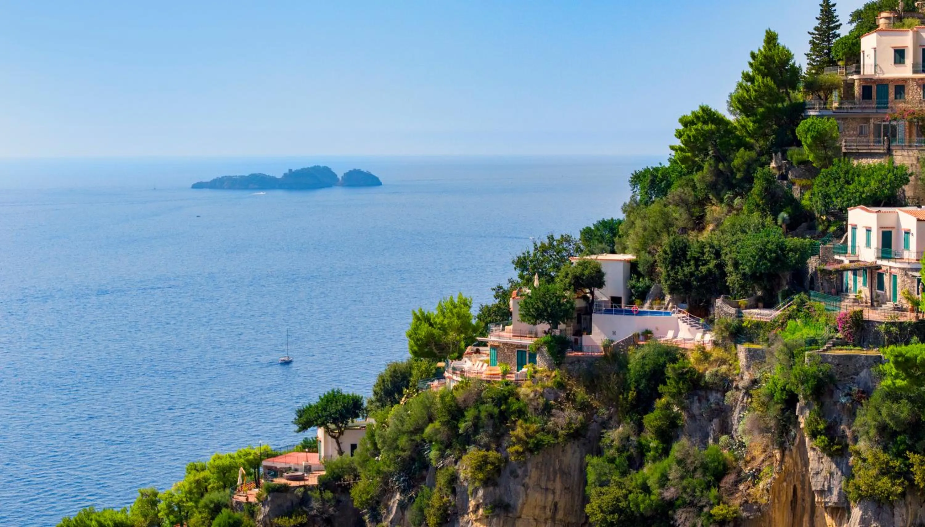 Property building in Hotel Le Agavi