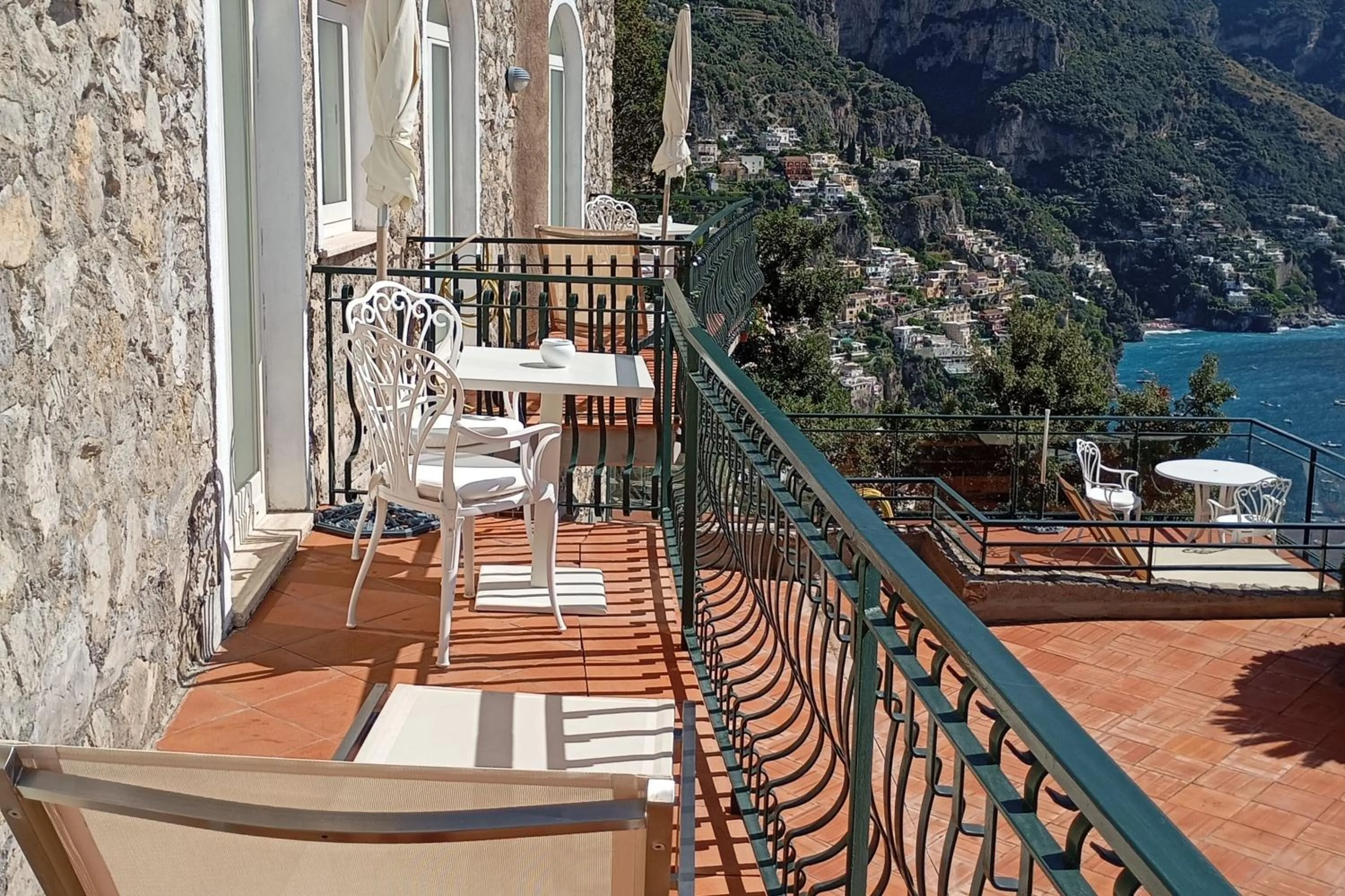 Patio in Hotel Le Agavi