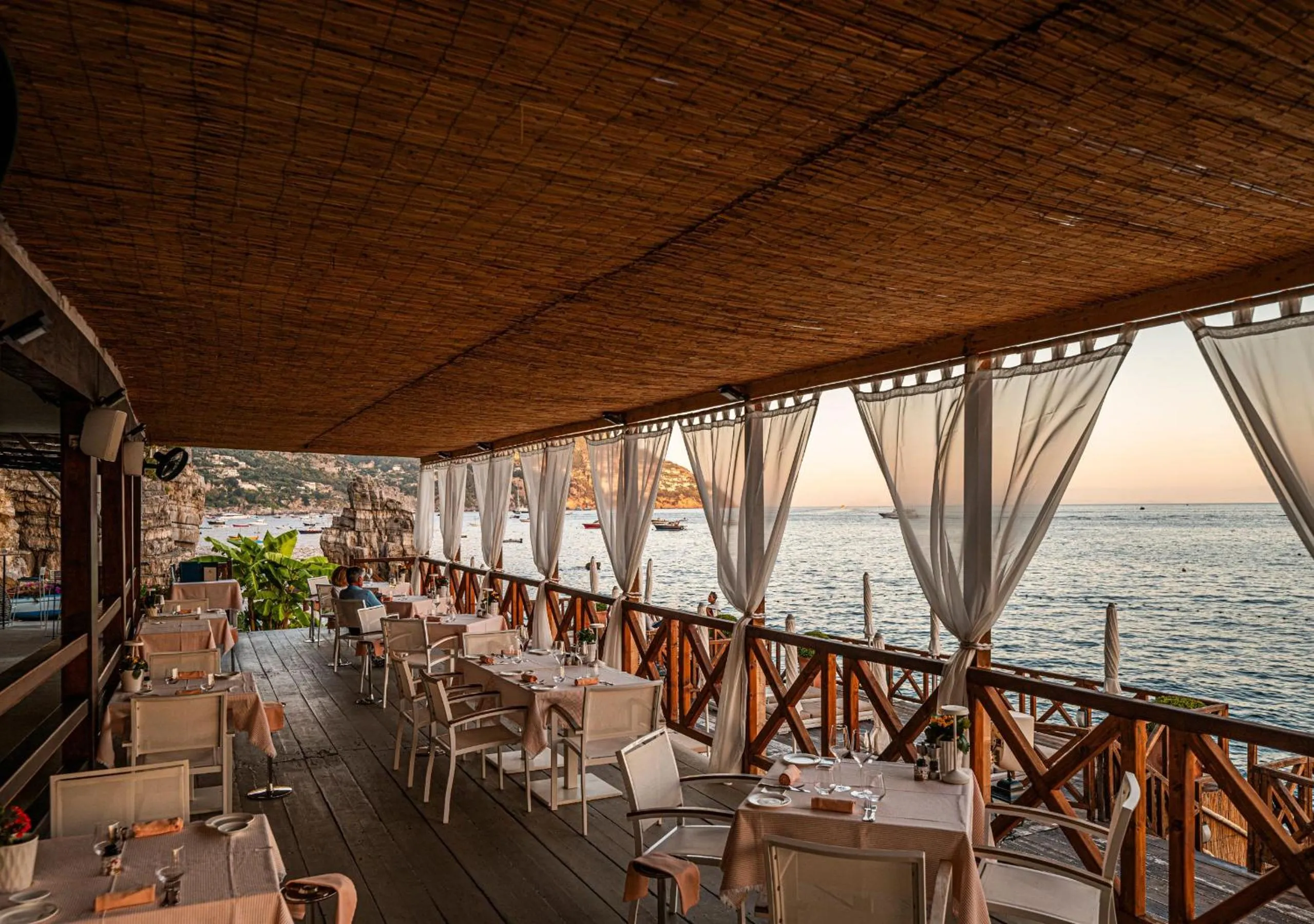 Restaurant/places to eat in Hotel Le Agavi