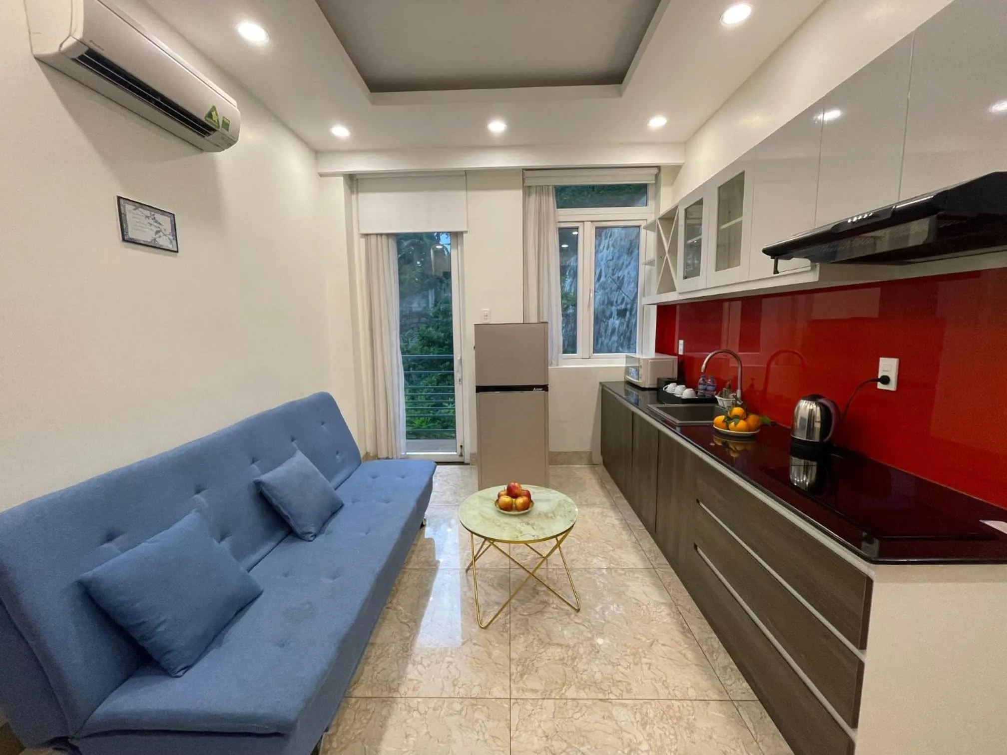 Kitchen or kitchenette in Cassabella Hotel & Apartments