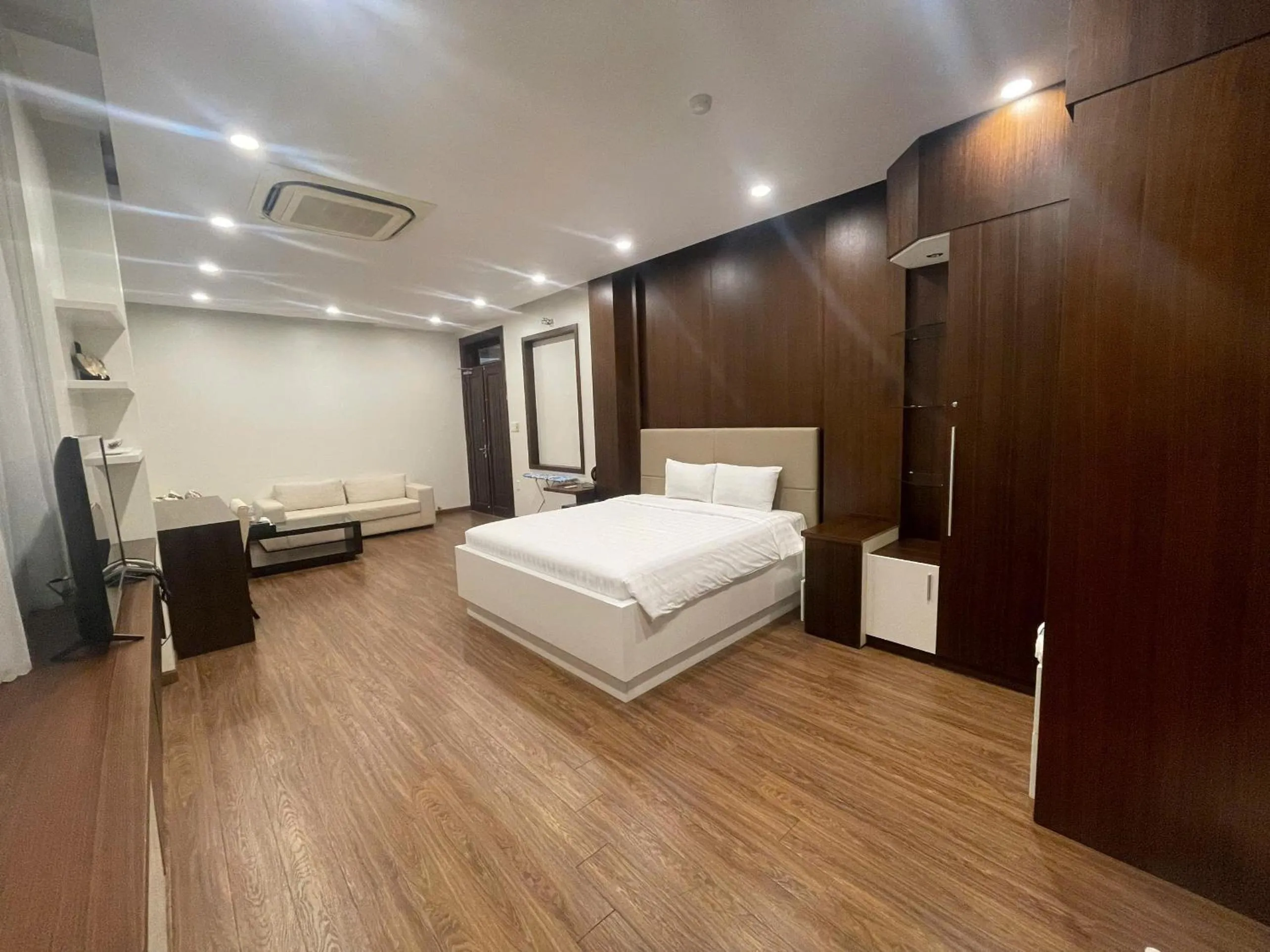 Cassabella Hotel & Apartments