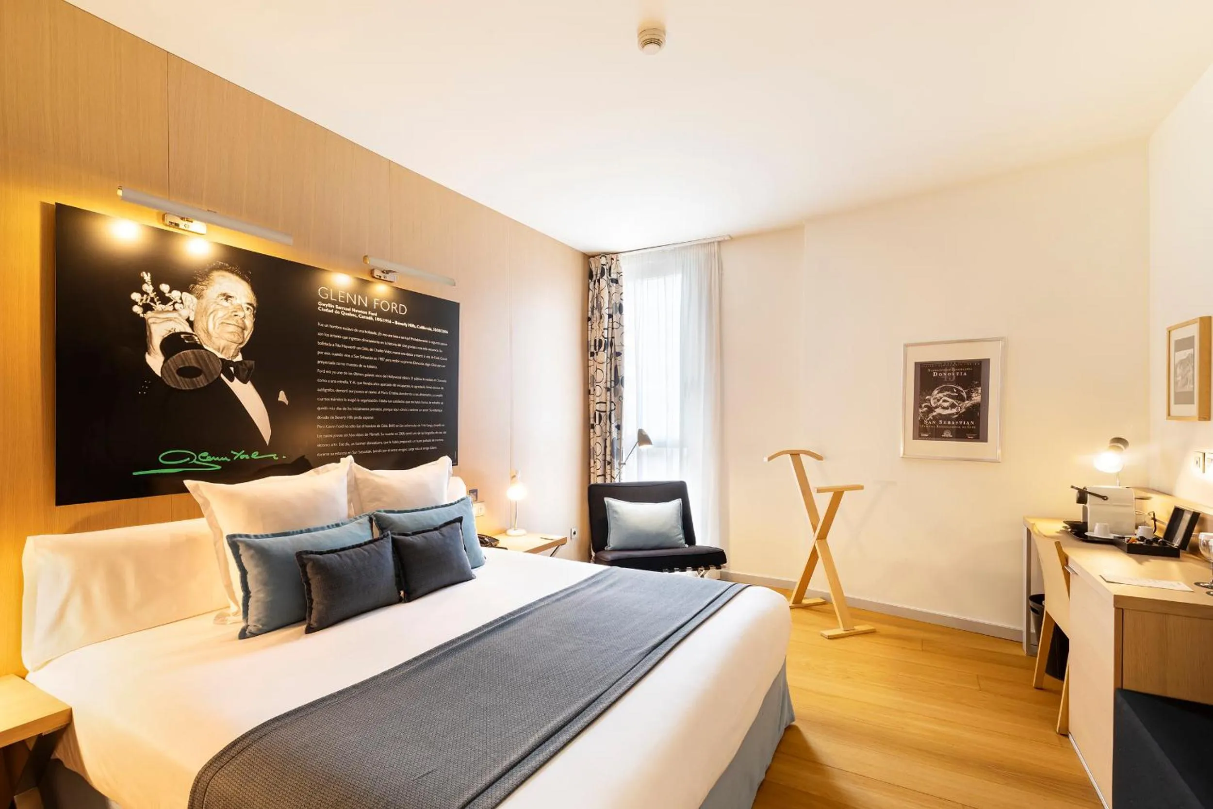 Photo of the whole room, Bed in Hotel Zinema7