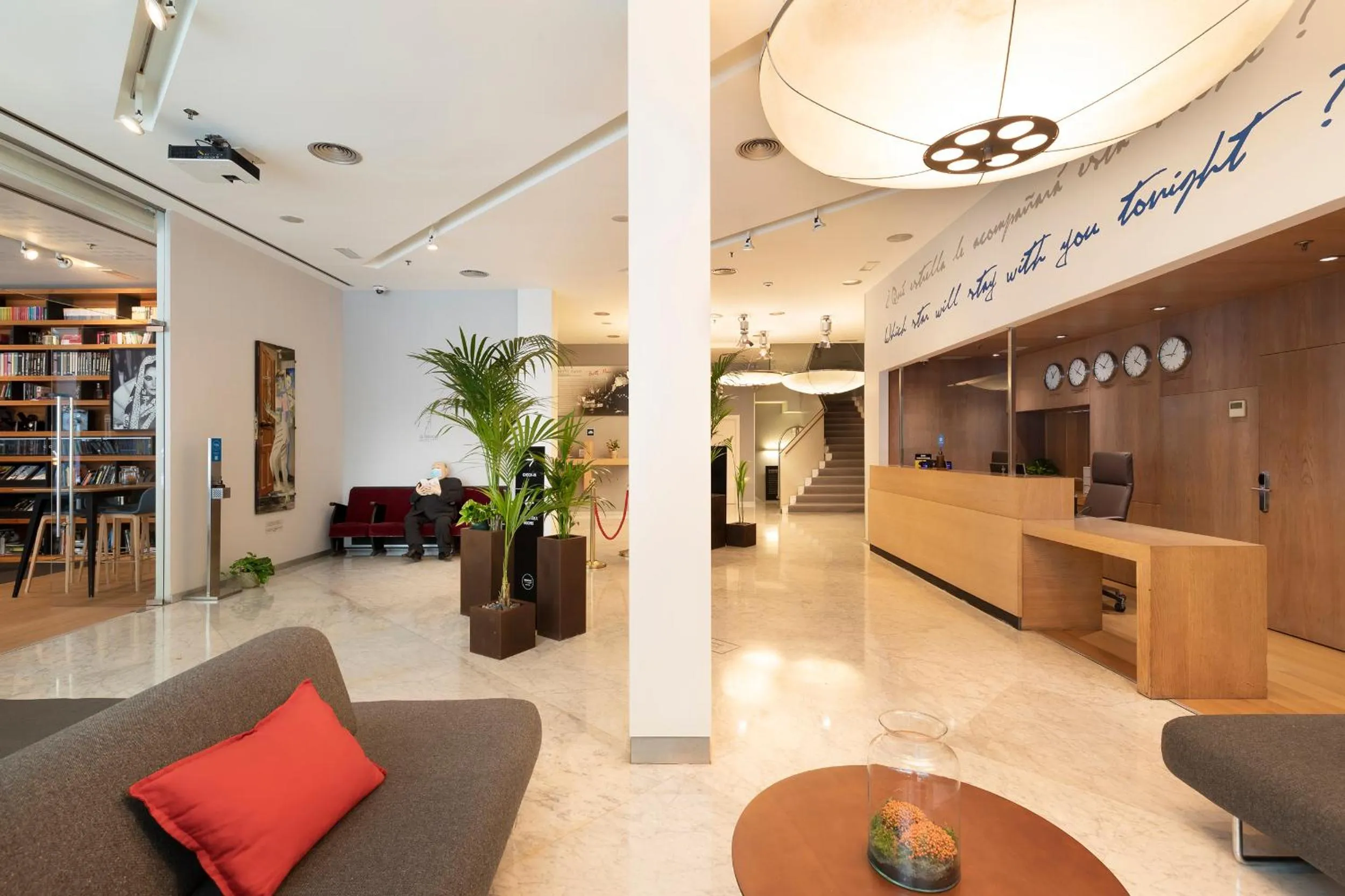 Lobby or reception in Hotel Zinema7