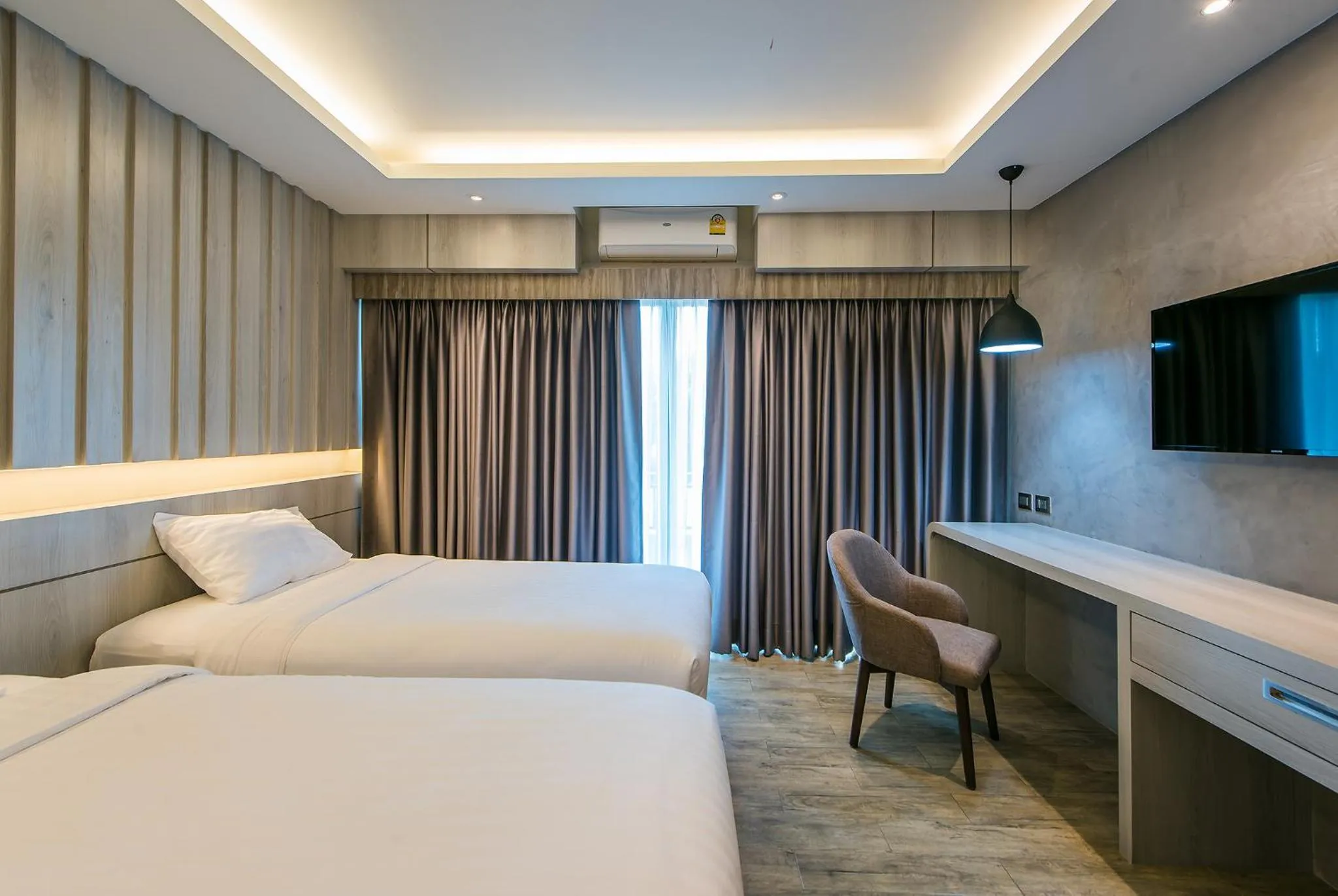 Photo of the whole room, Bed in Nadee 10 Resort & Hotel