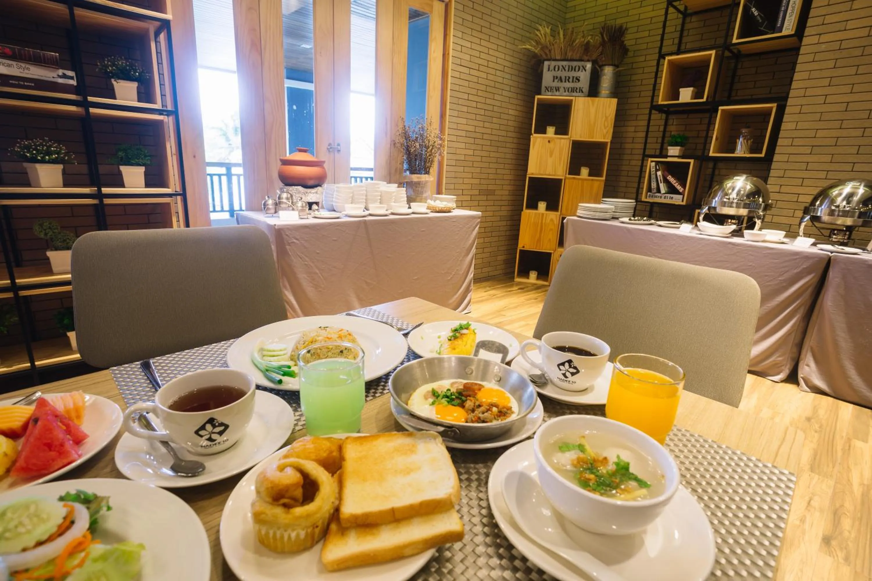 Buffet breakfast in Nadee 10 Resort & Hotel