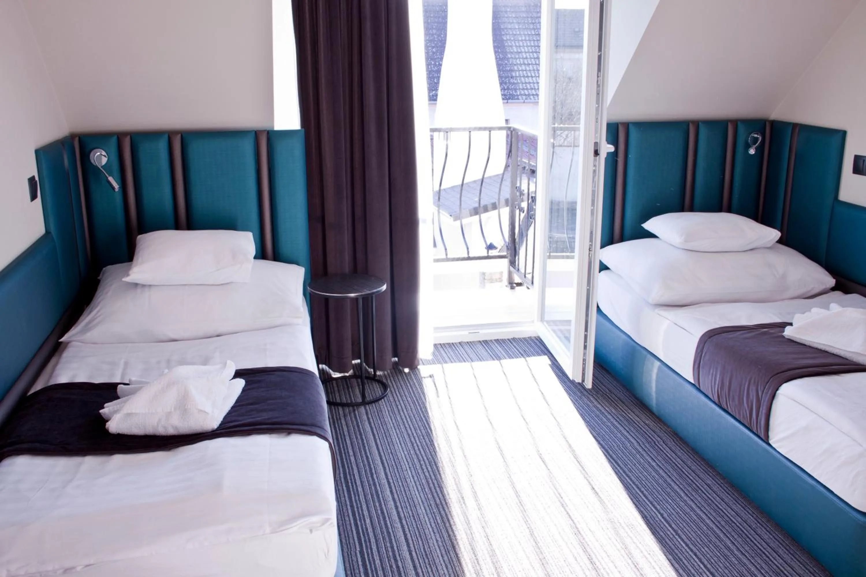 Twin Room with Private Bathroom - single occupancy in Relax Panzió