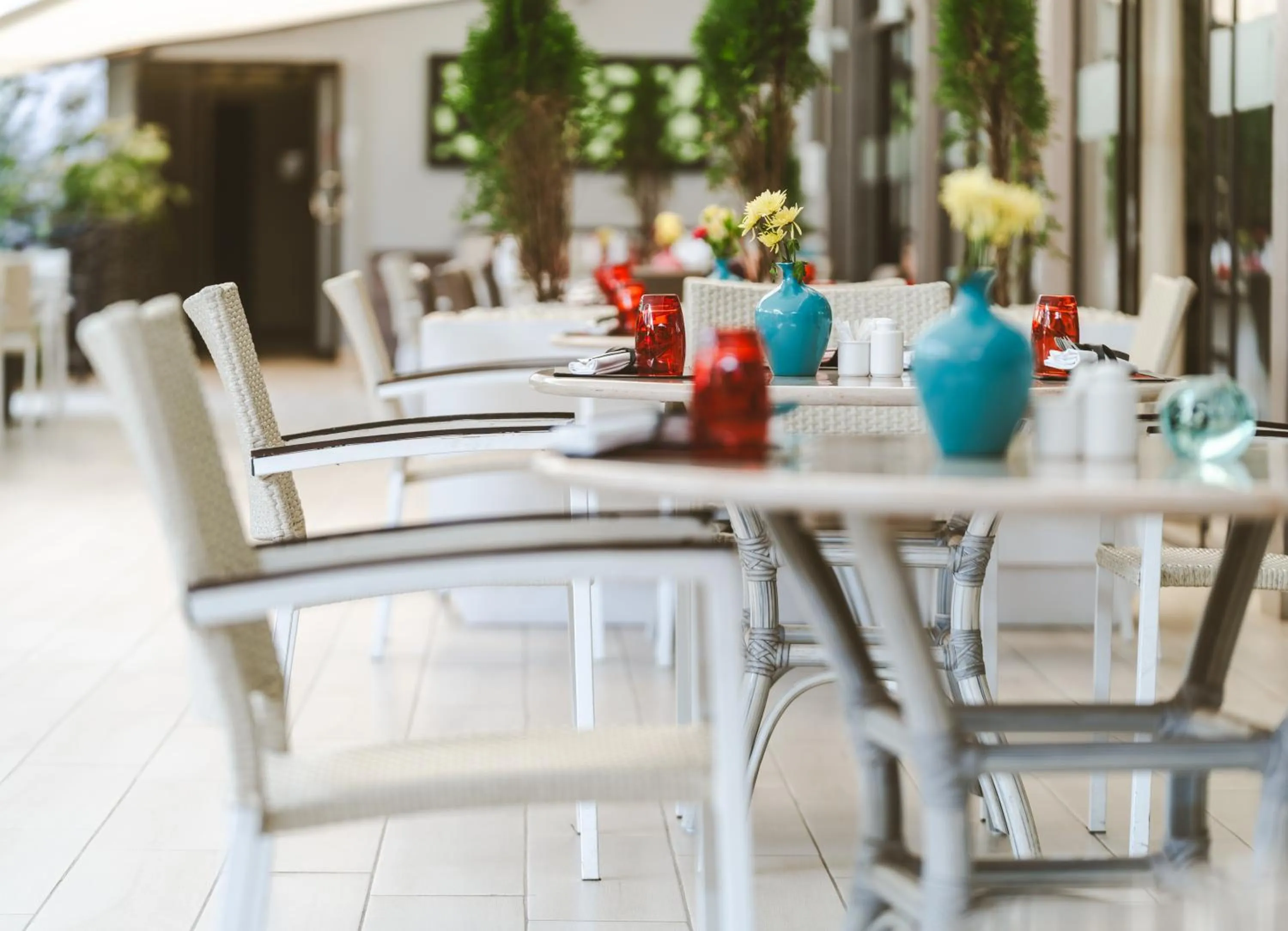 Restaurant/places to eat in Tamarind Tree Hotel