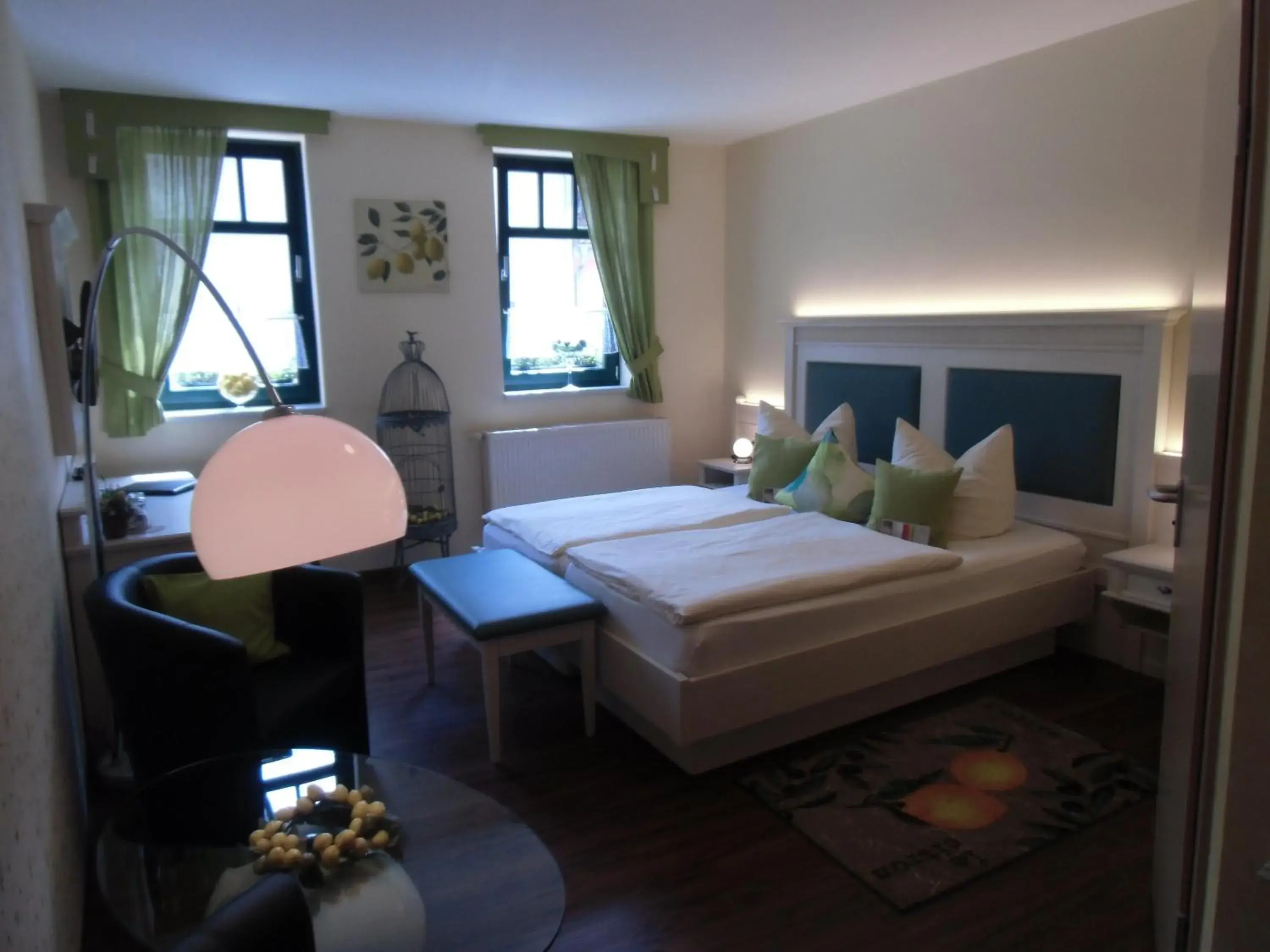 Double Room with Private Bathroom - single occupancy in Hotel Trendtino Double Room with Private Bathroom - single occupancy in Hotel Trendtino