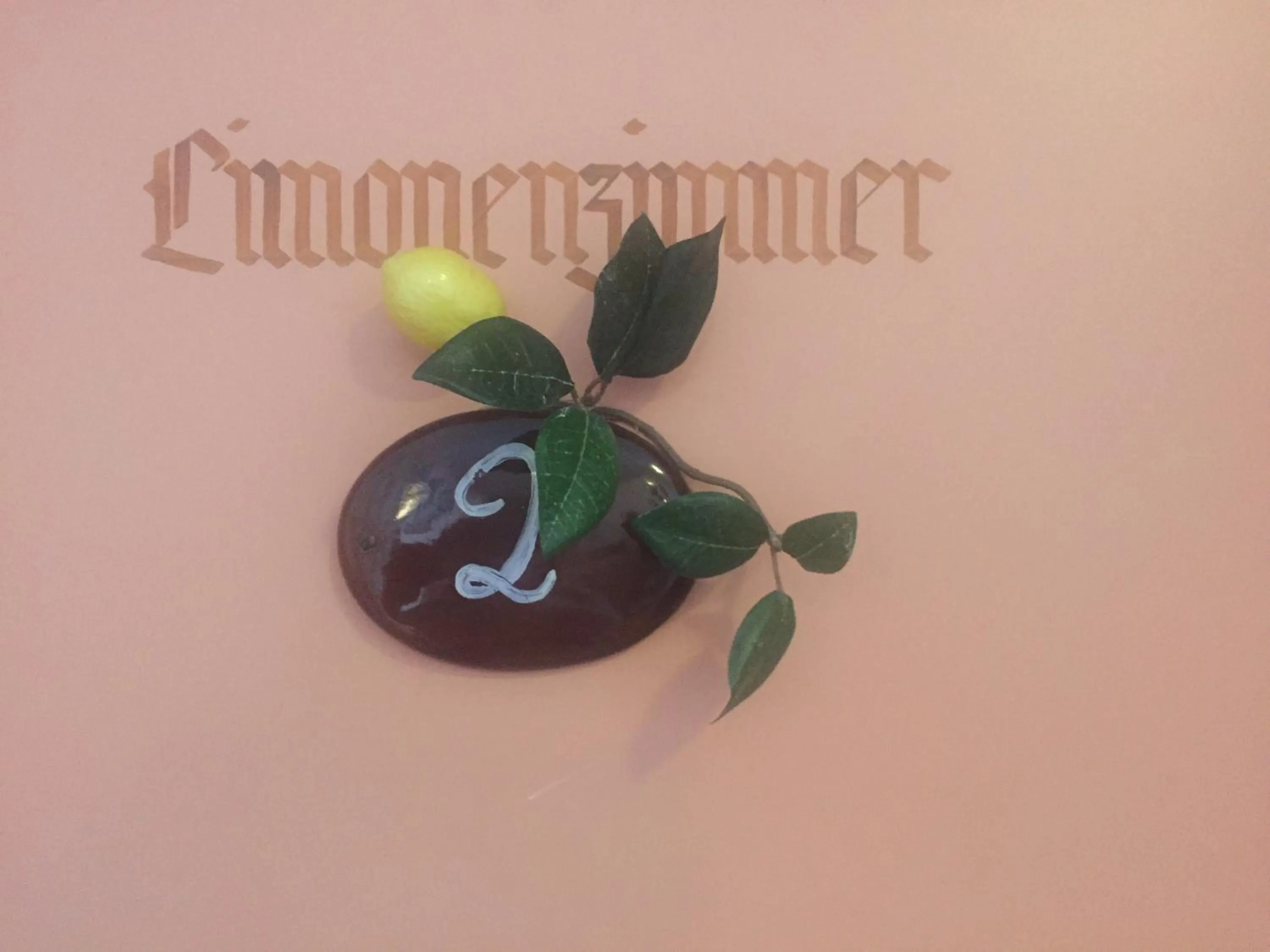 Logo/Certificate/Sign in Hotel Trendtino