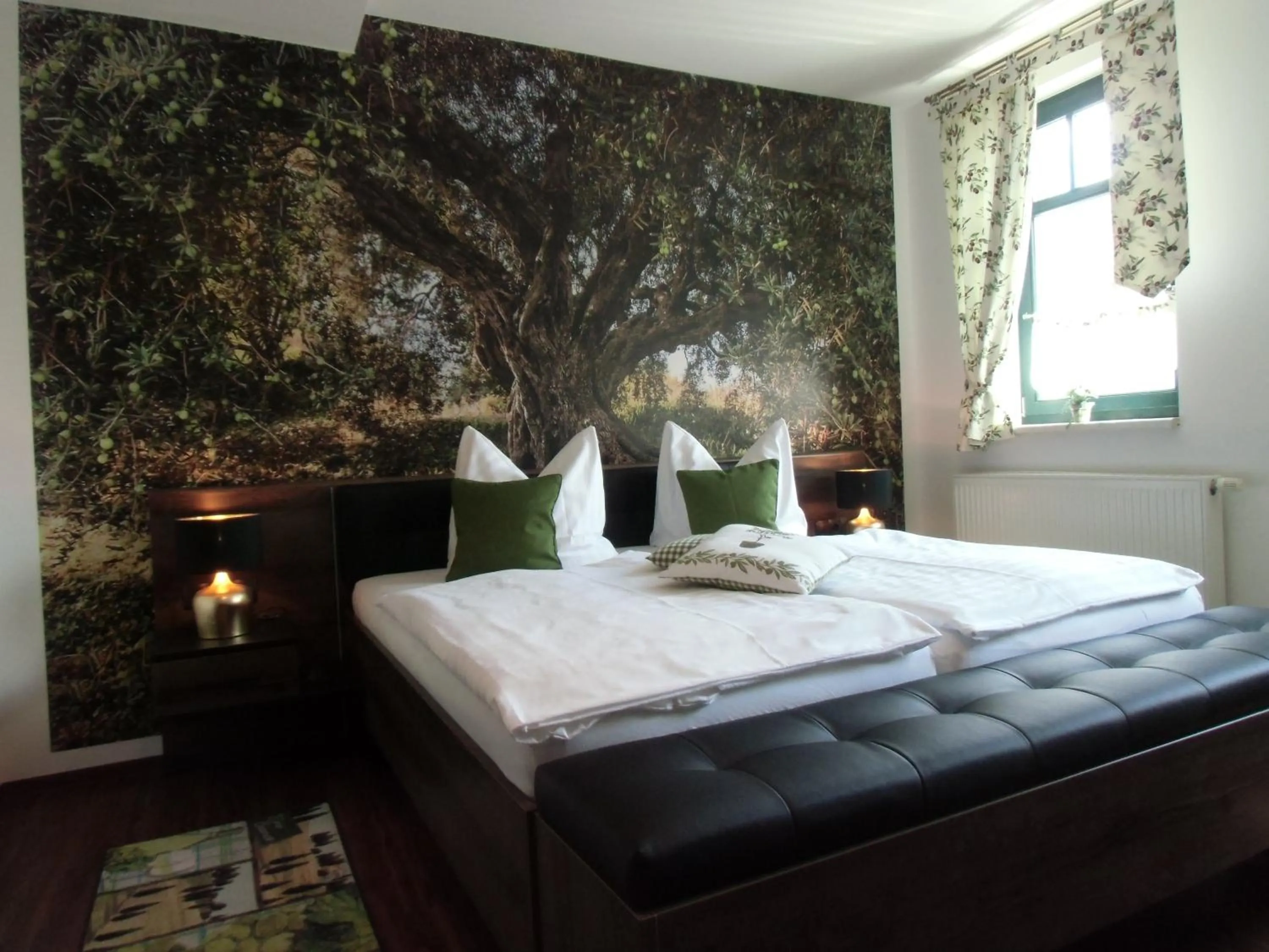 On-site shops, Bed in Hotel Trendtino