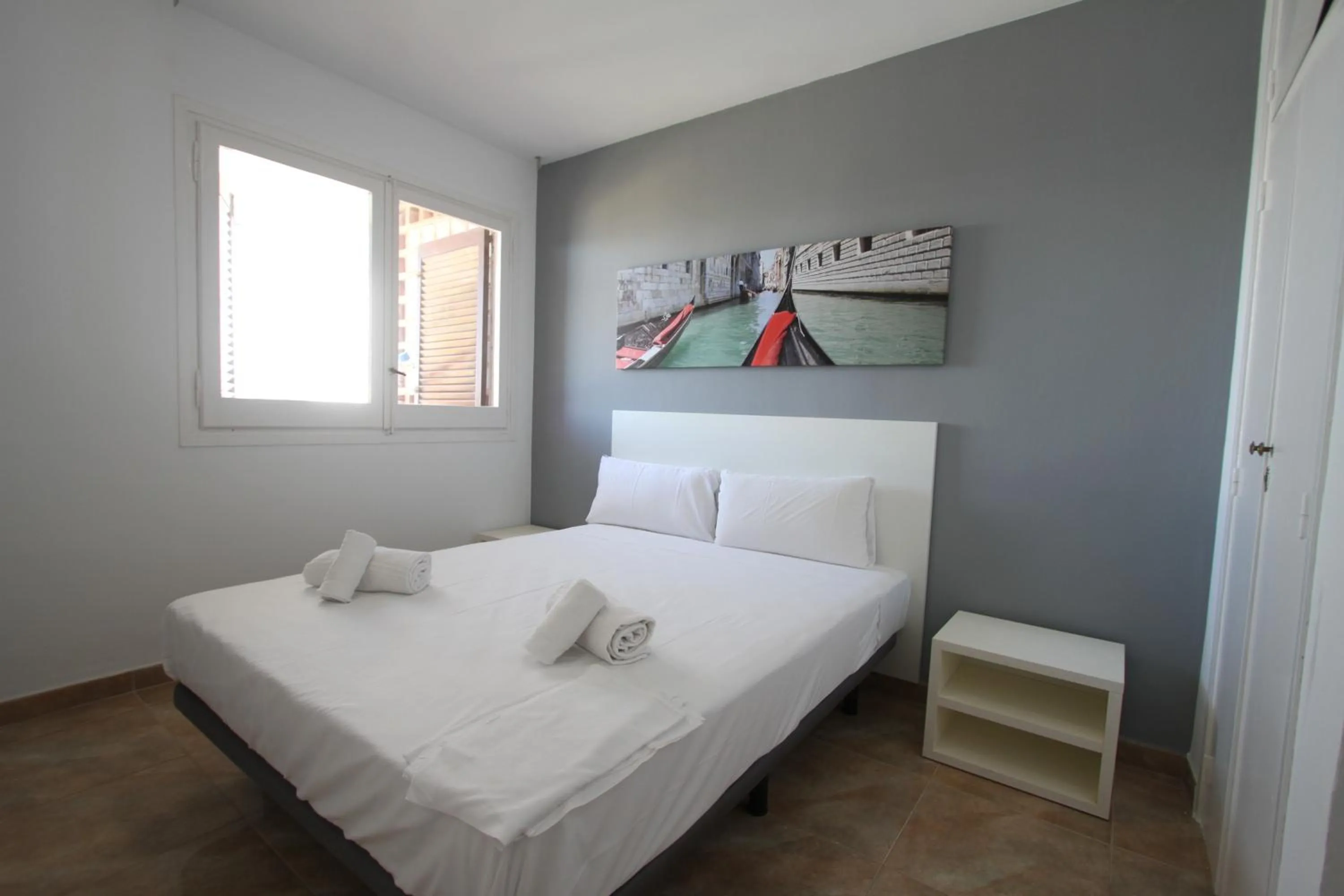 For a Stay Sant Jordi