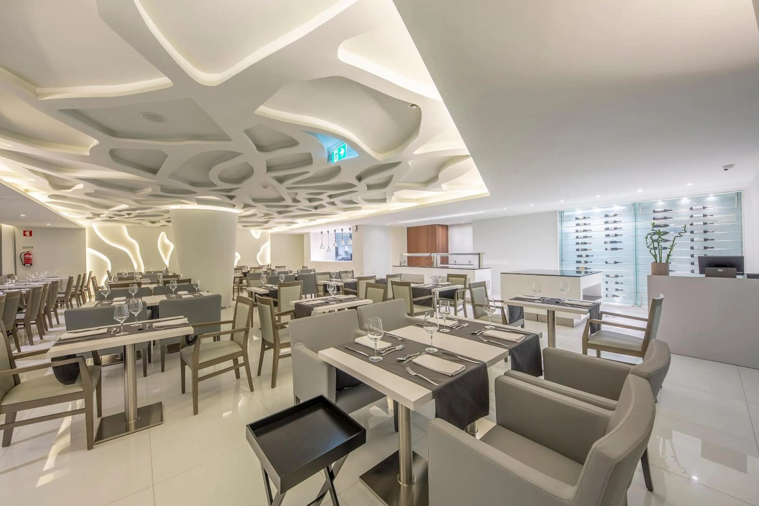 Business facilities in Meliá Maputo Sky