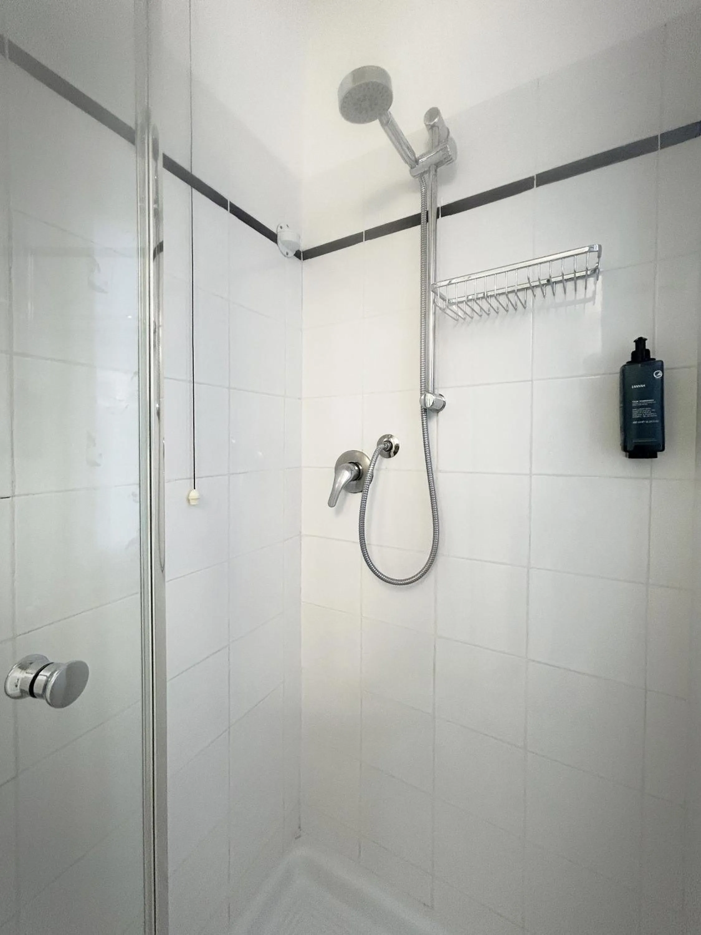 Shower in Hotel Meublè Agavi