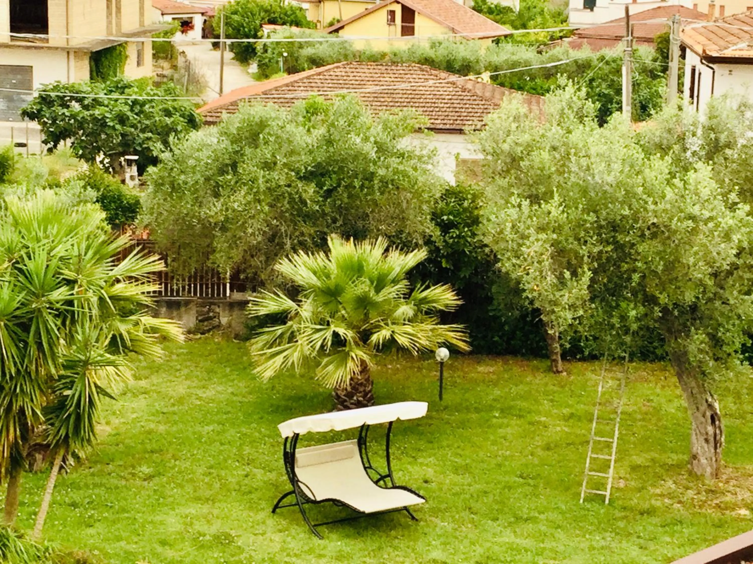Spring in Villa Liberti
