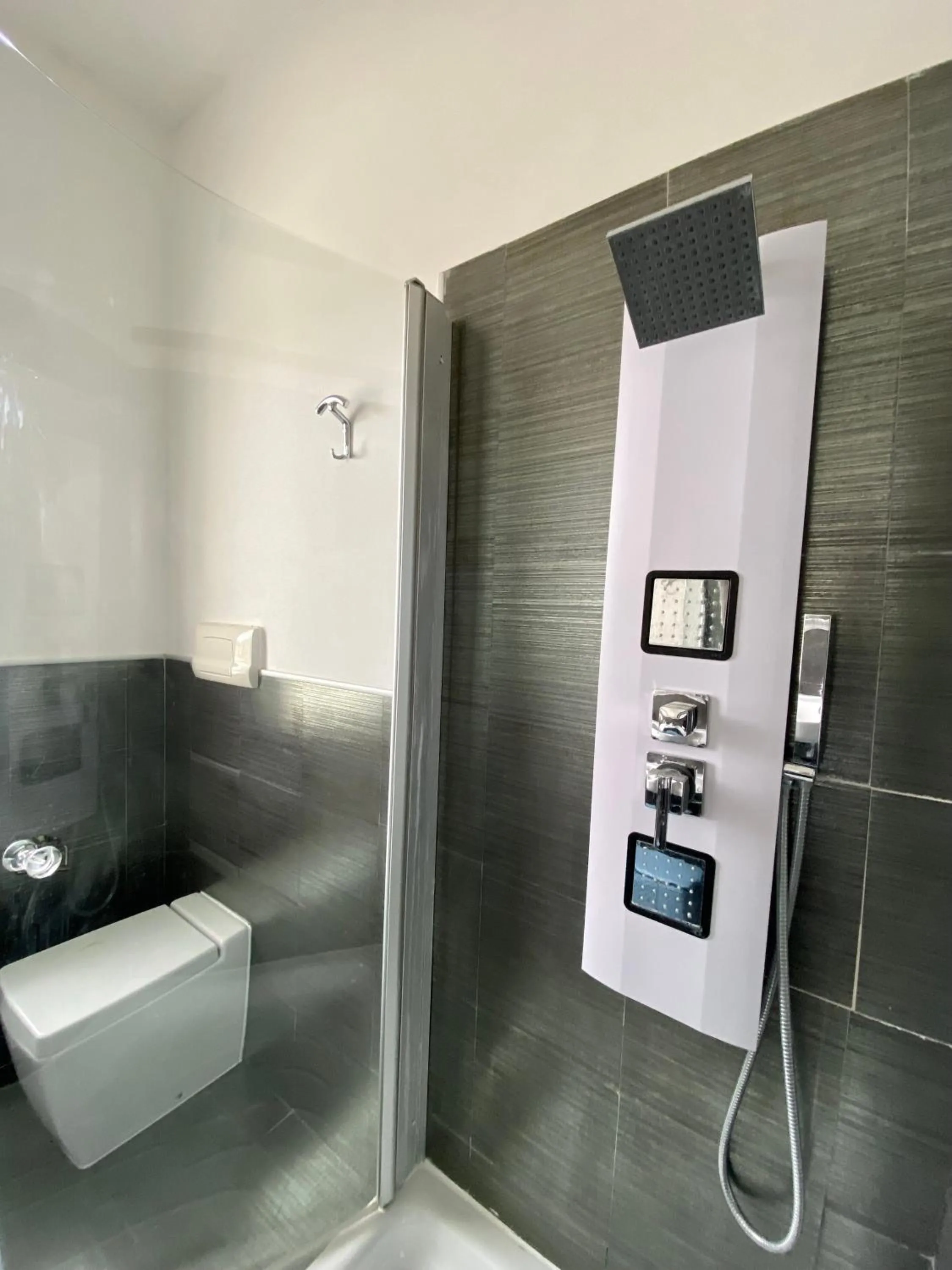 Shower in Villa Liberti