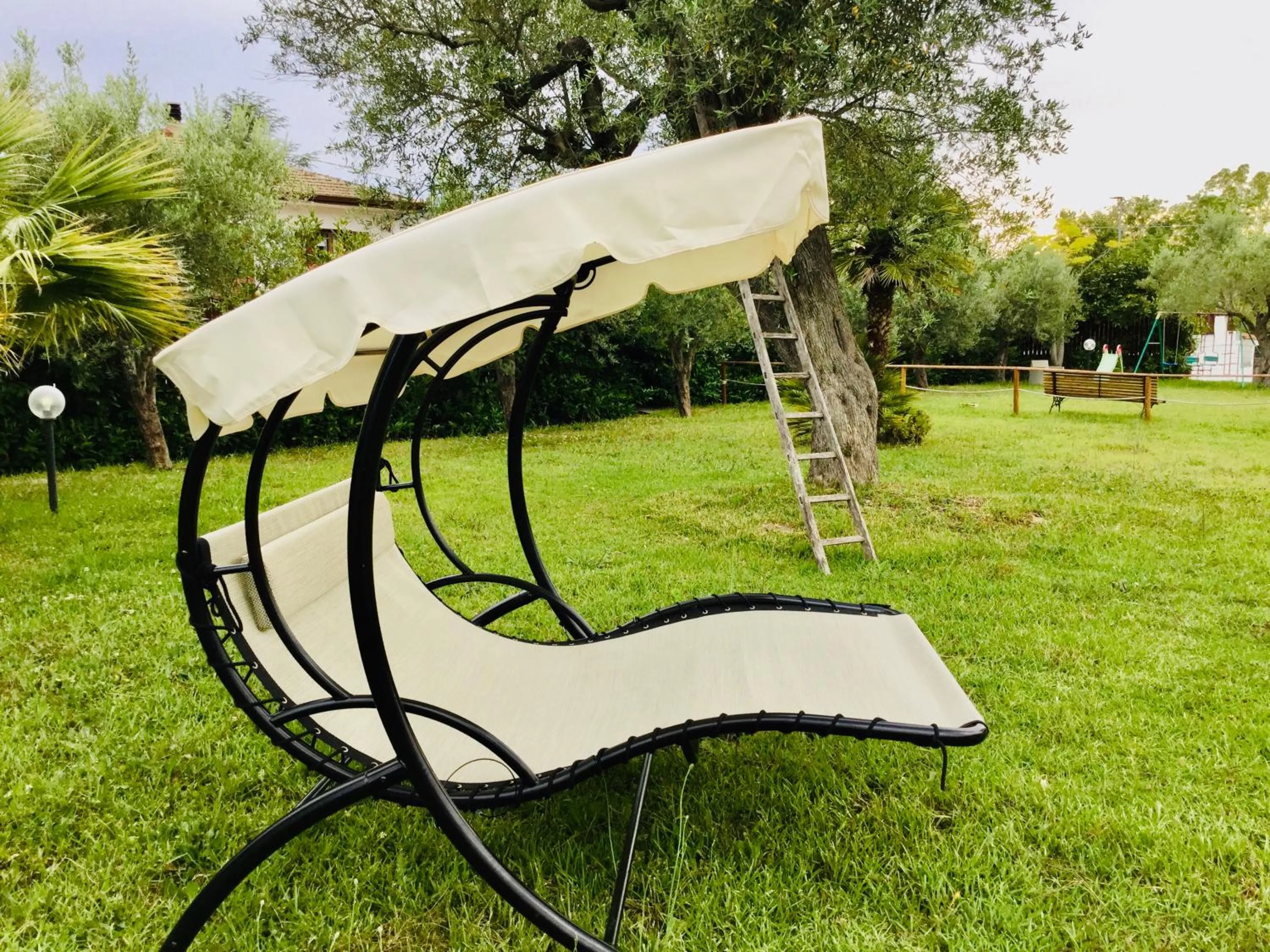 Spring in Villa Liberti