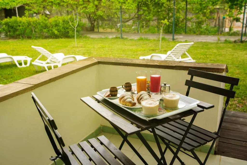 Spring in Villa Liberti