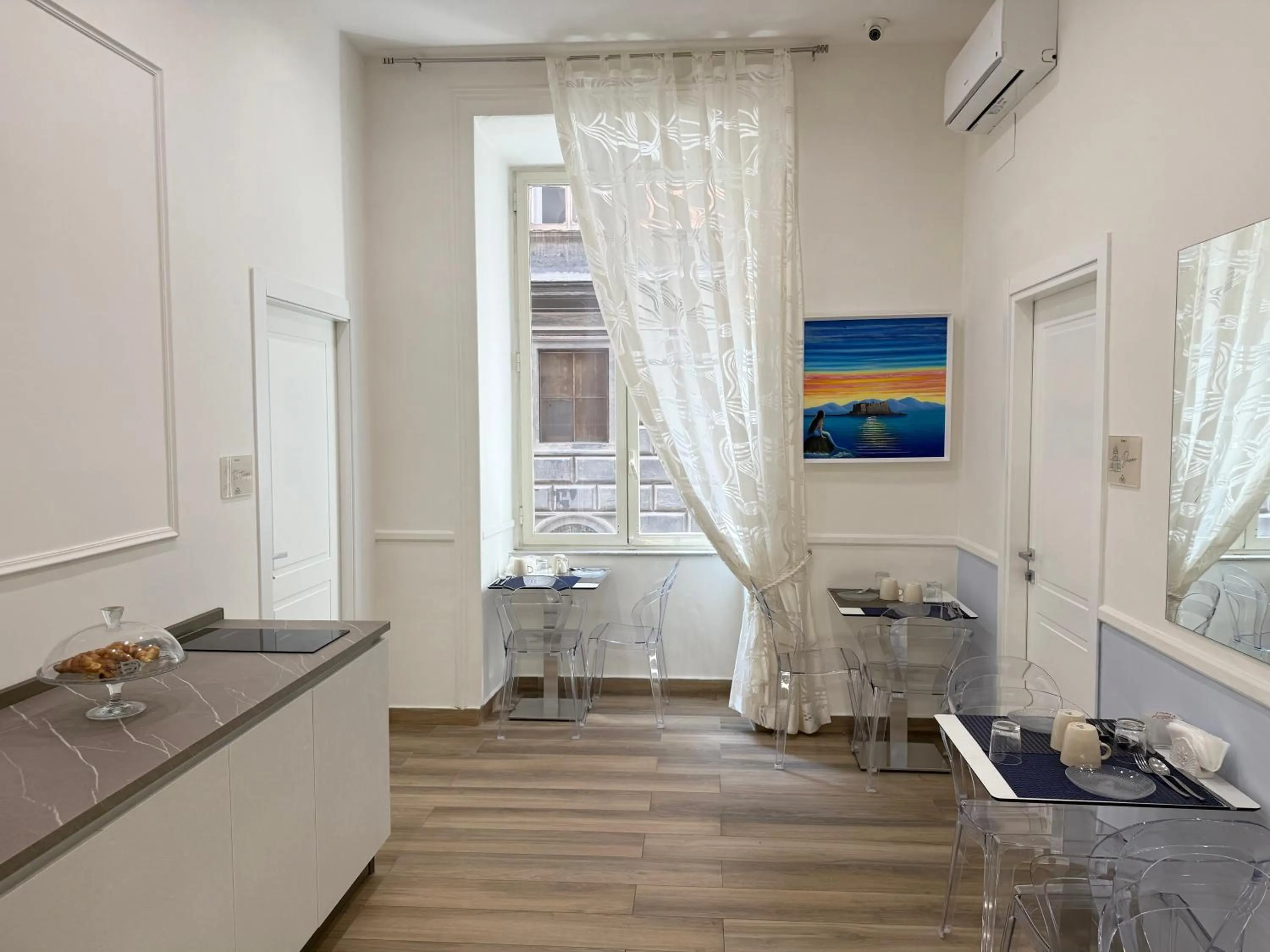 Sun Art Naples Rooms