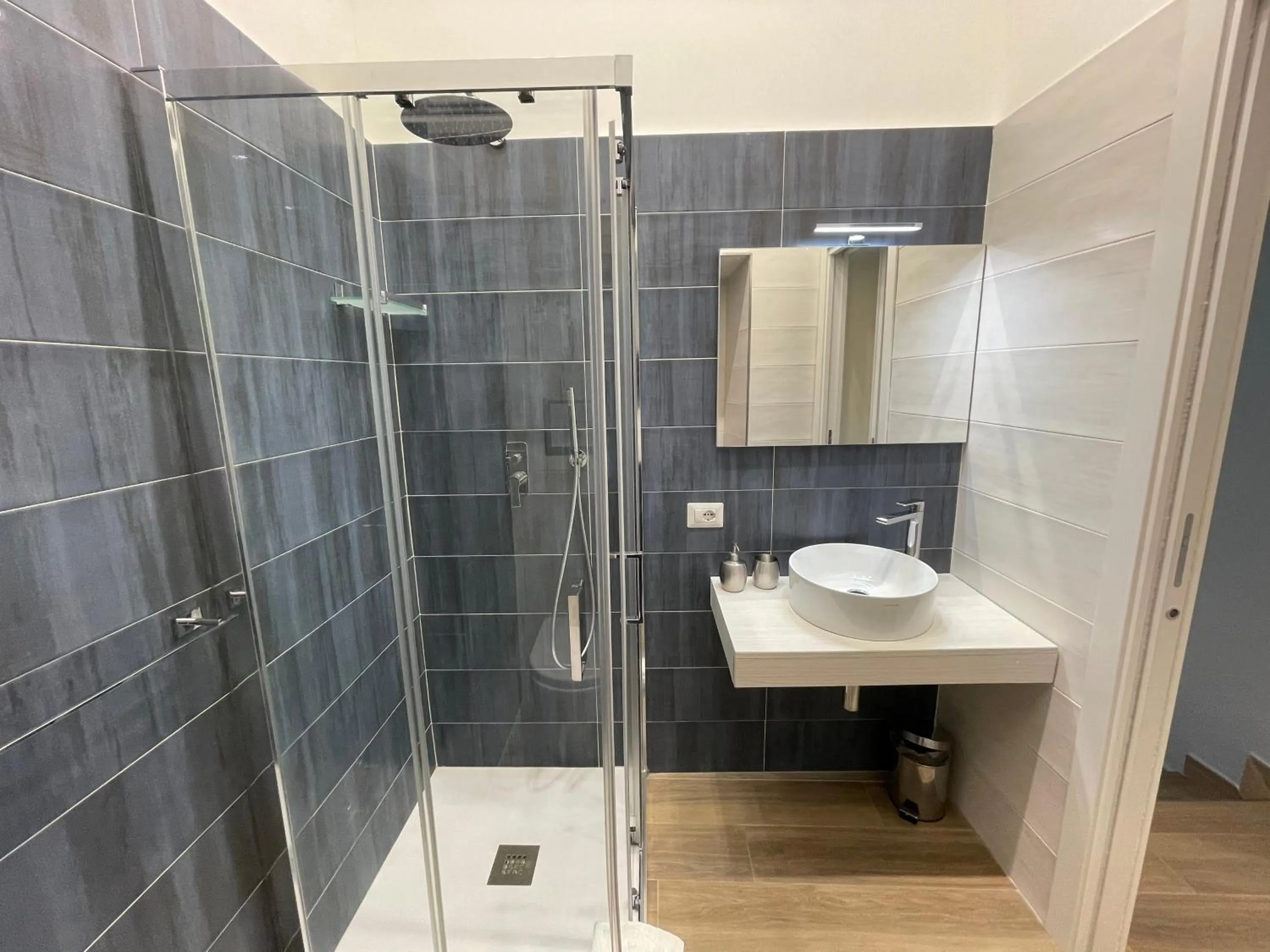 Bathroom in Sun Art Naples Rooms