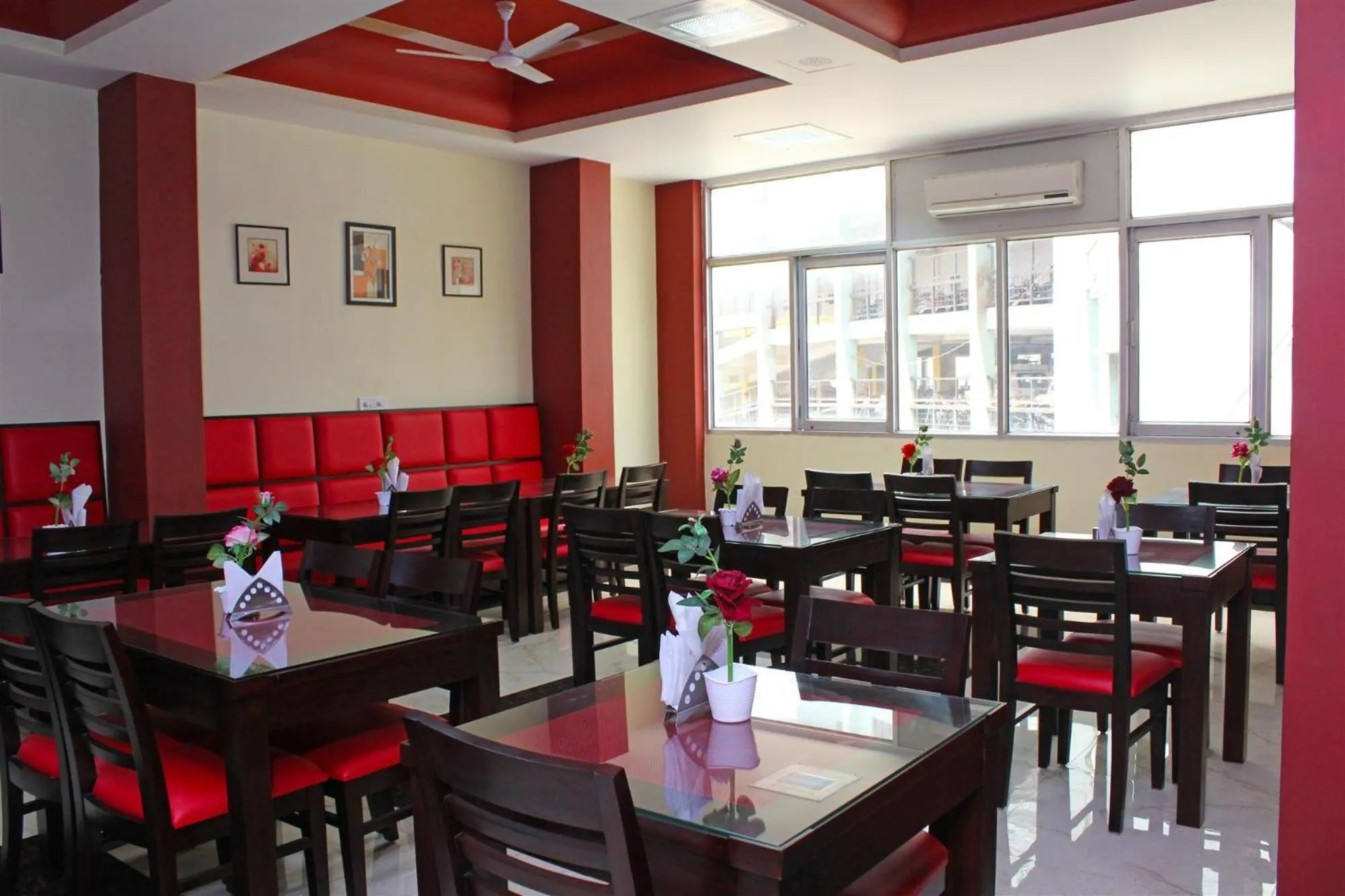 Meals in Hotel Shikhar & Restaurant