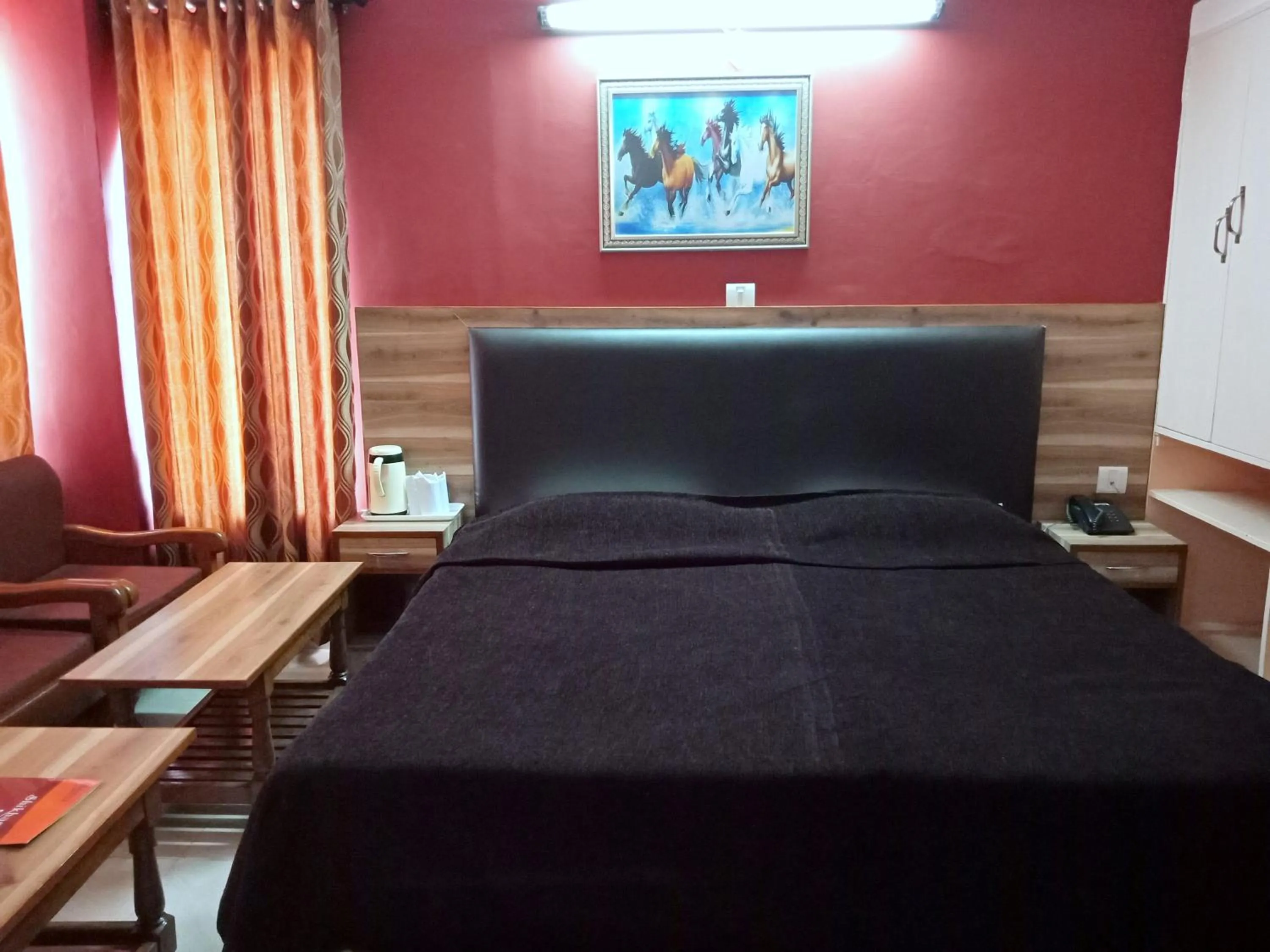 Hotel Shikhar & Restaurant