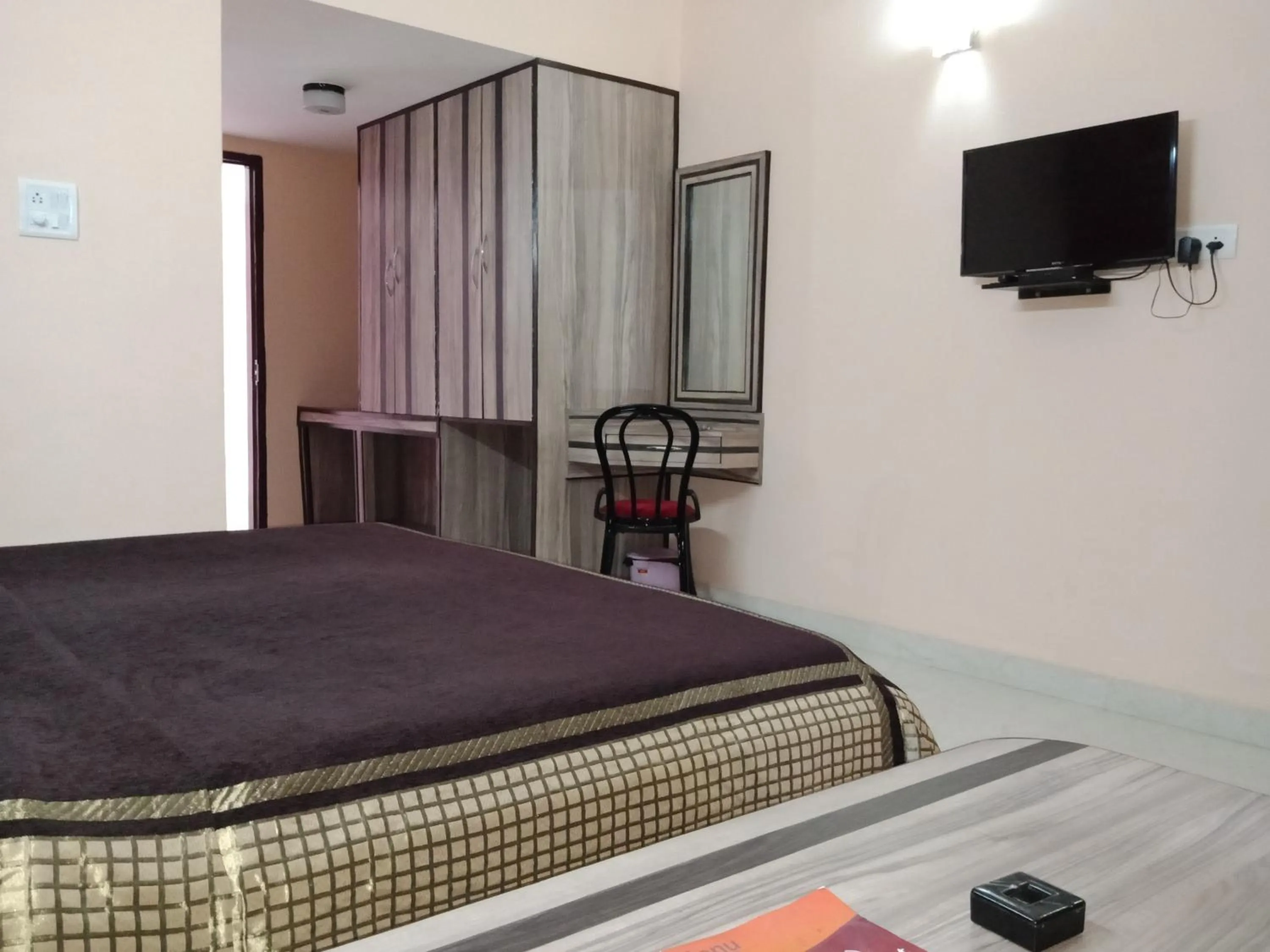 Hotel Shikhar & Restaurant