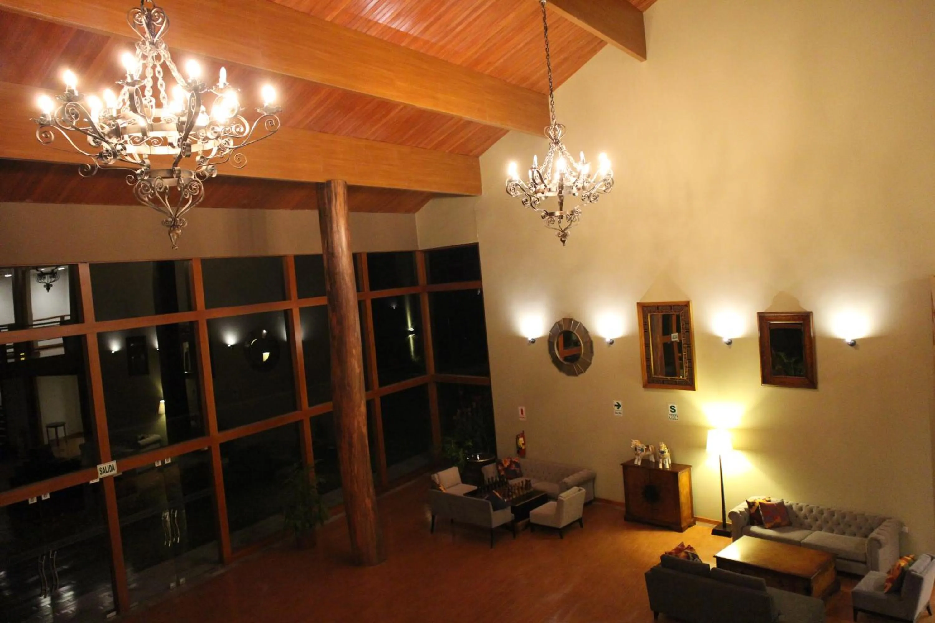 Lobby or reception in Taypikala Deluxe Valle Sagrado