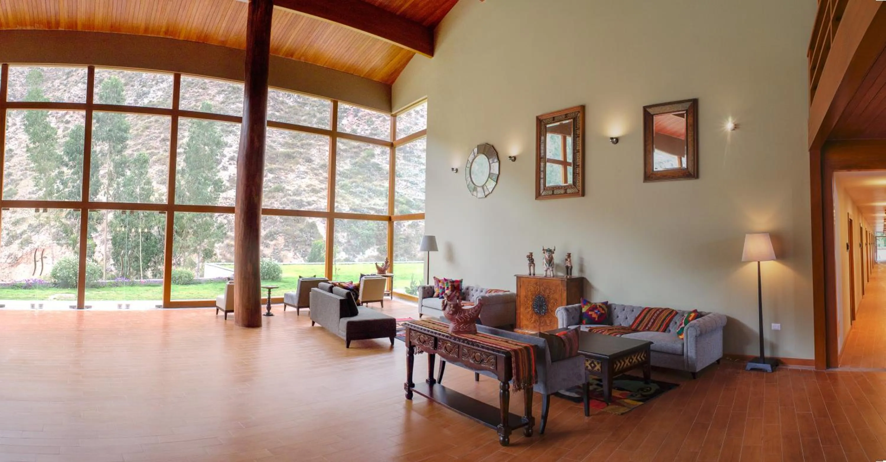 Lobby or reception in Taypikala Deluxe Valle Sagrado