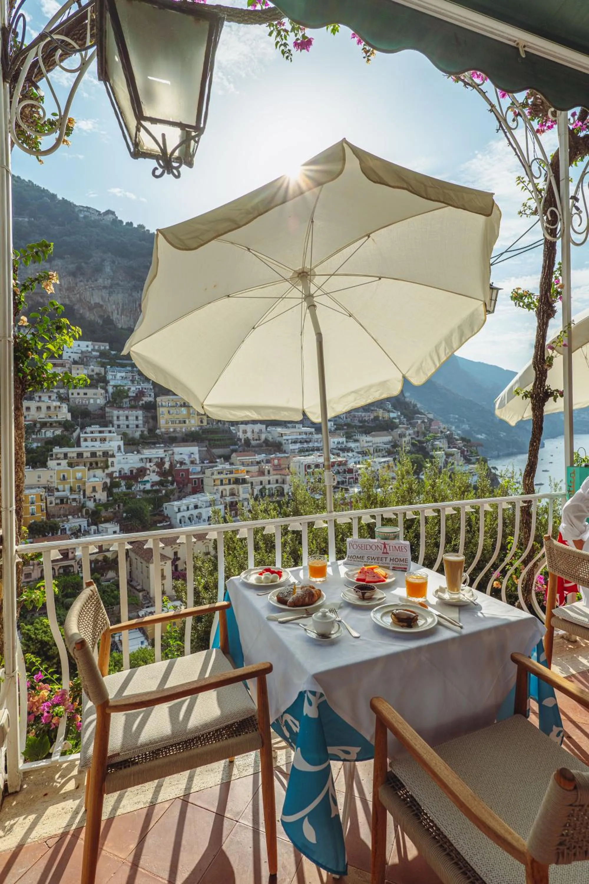 Breakfast in Hotel Poseidon