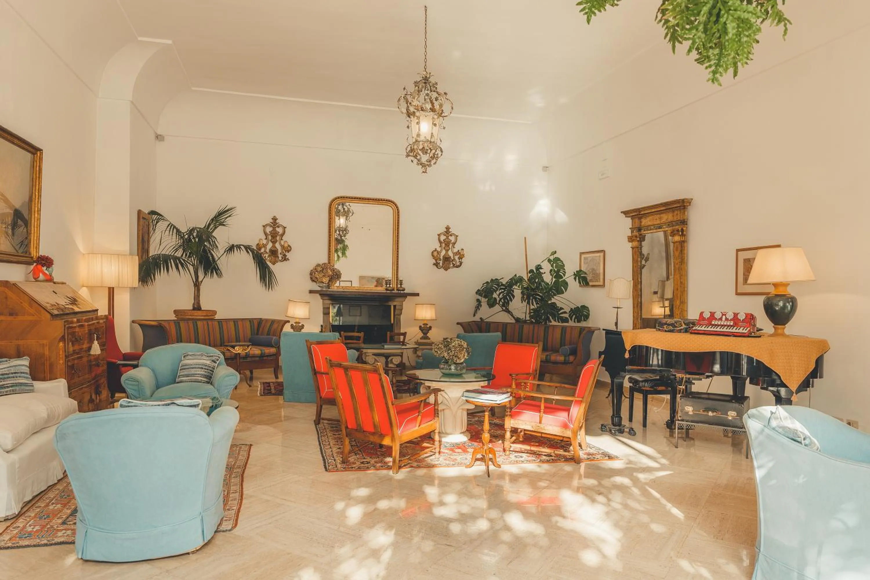 Communal lounge/ TV room in Hotel Poseidon