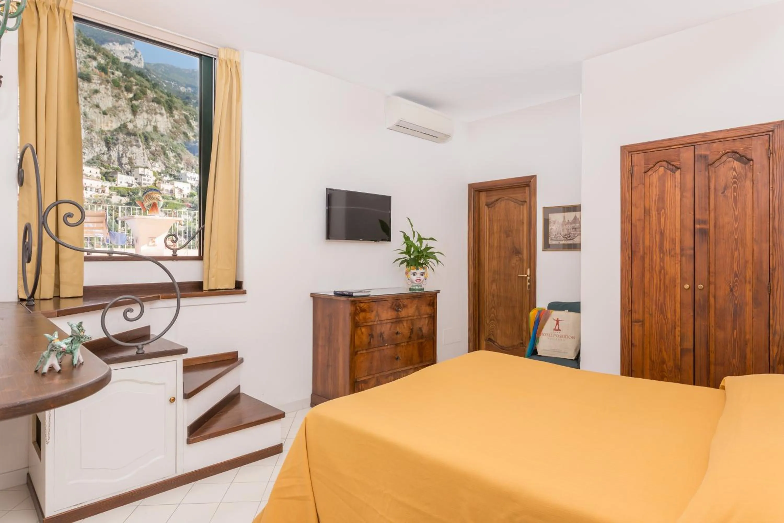 Photo of the whole room, Bed in Hotel Poseidon