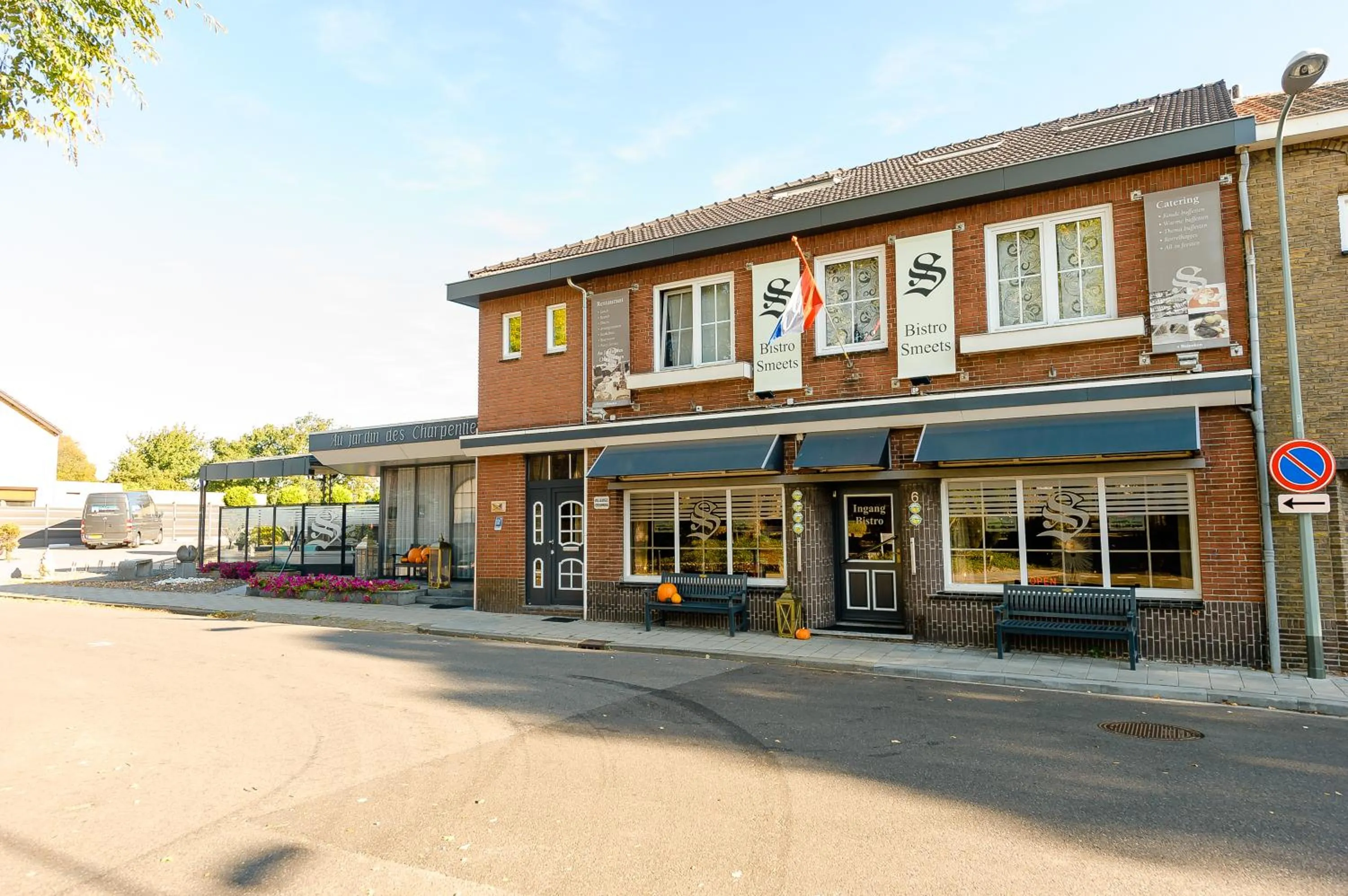 Property building in B & B M 3